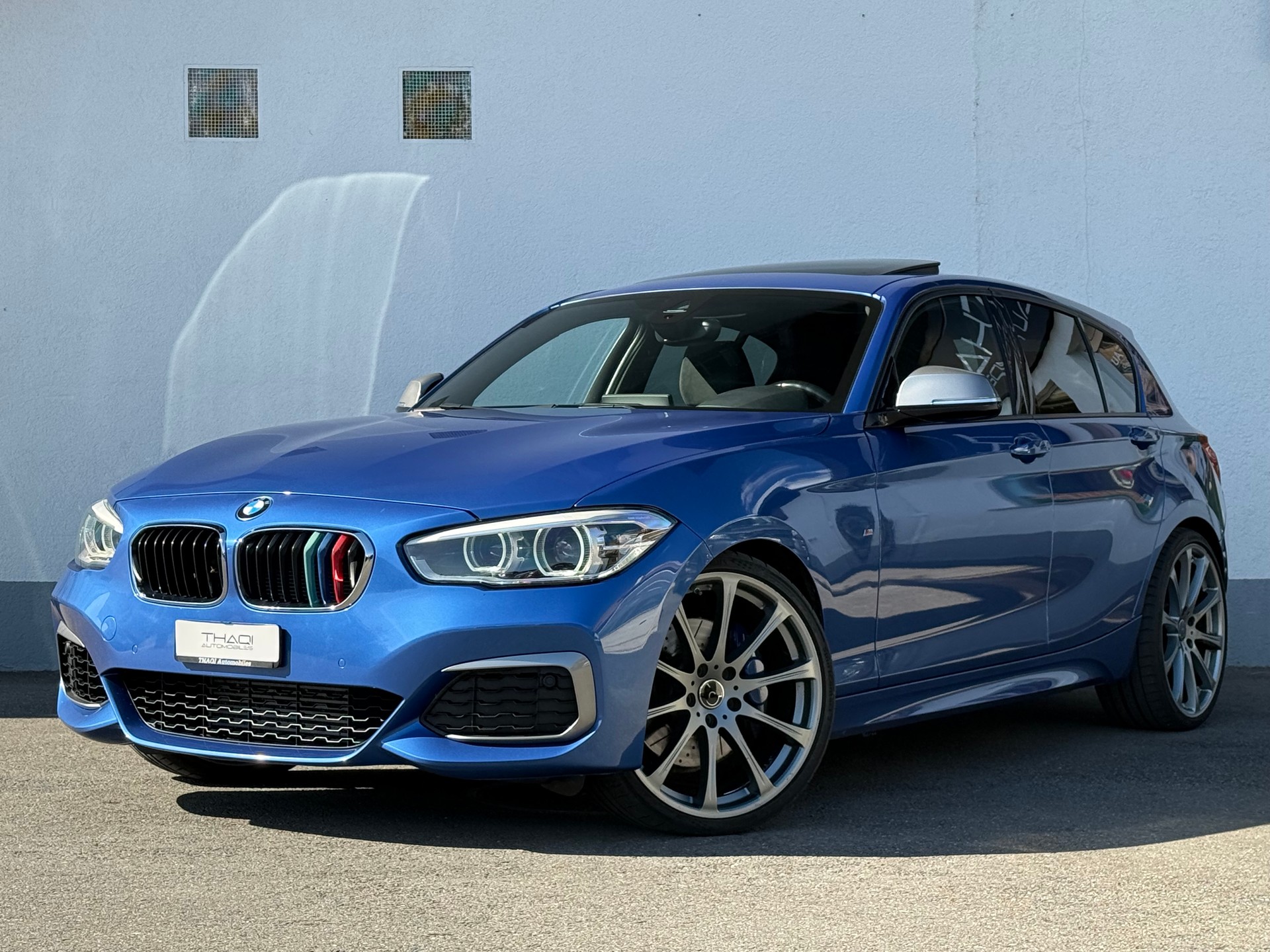 BMW M135i xDrive Steptronic-image-2