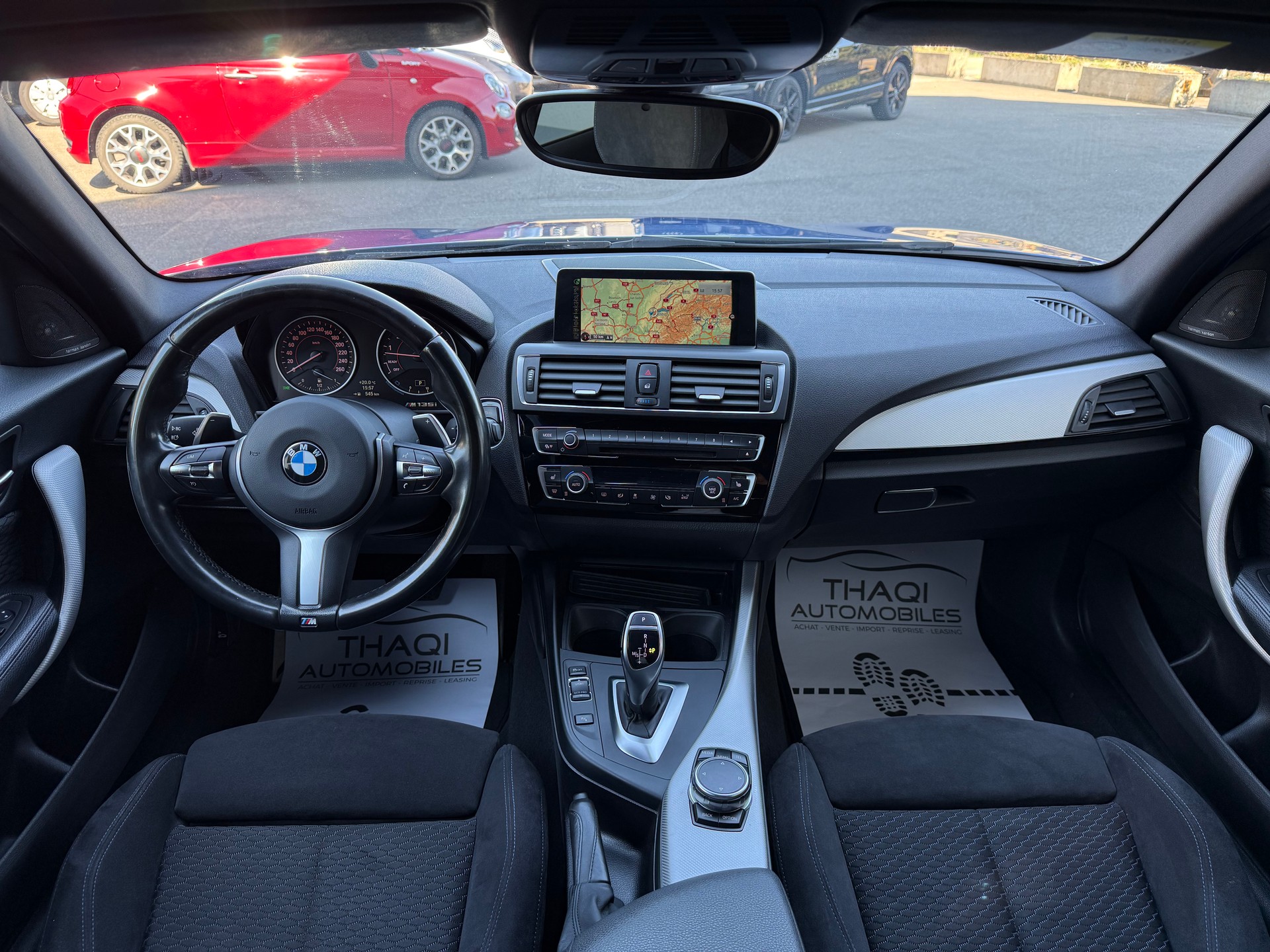 BMW M135i xDrive Steptronic-image-18