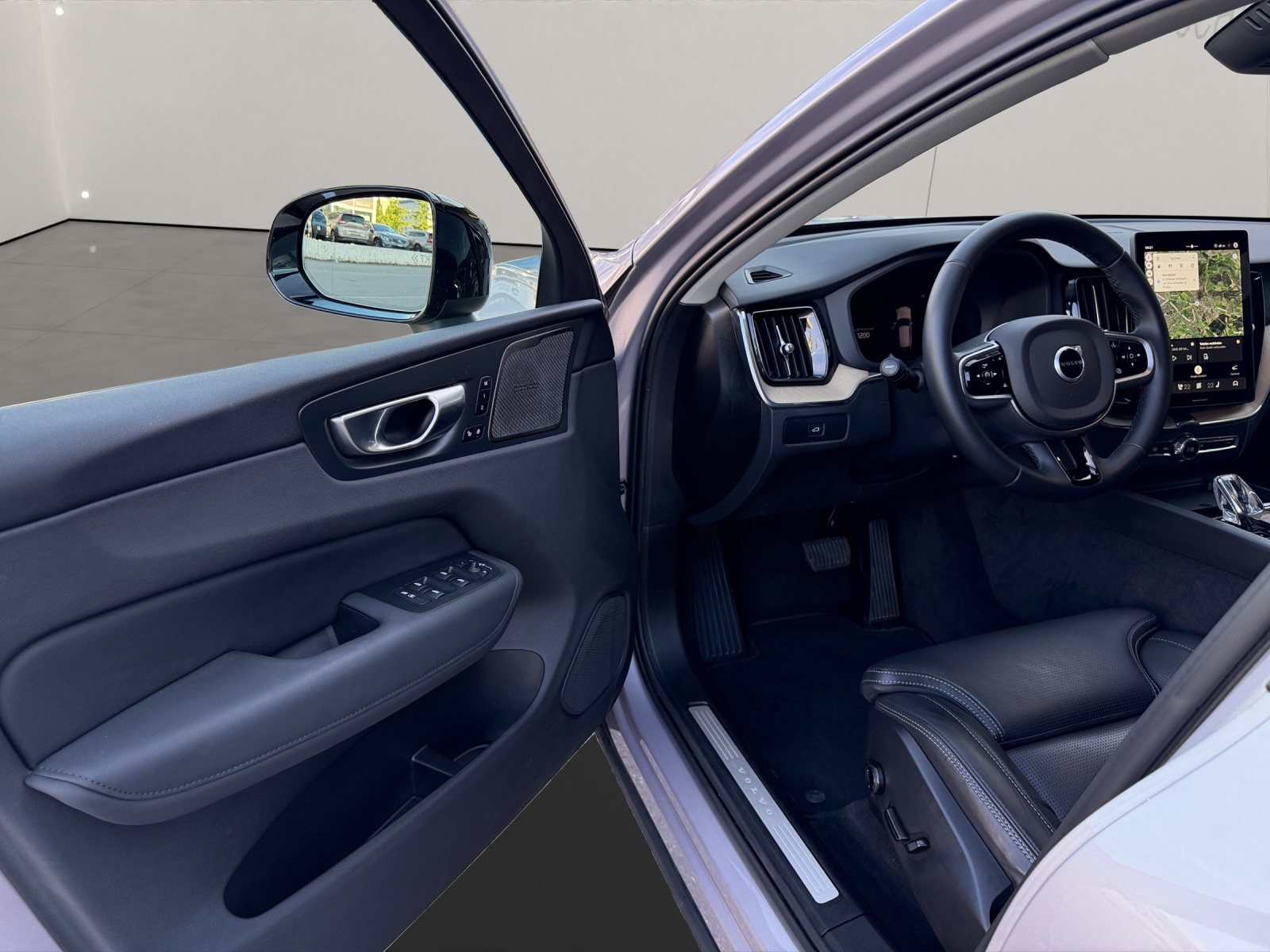 VOLVO XC60 2.0 B5 MH Plus Dark AWD-image-7
