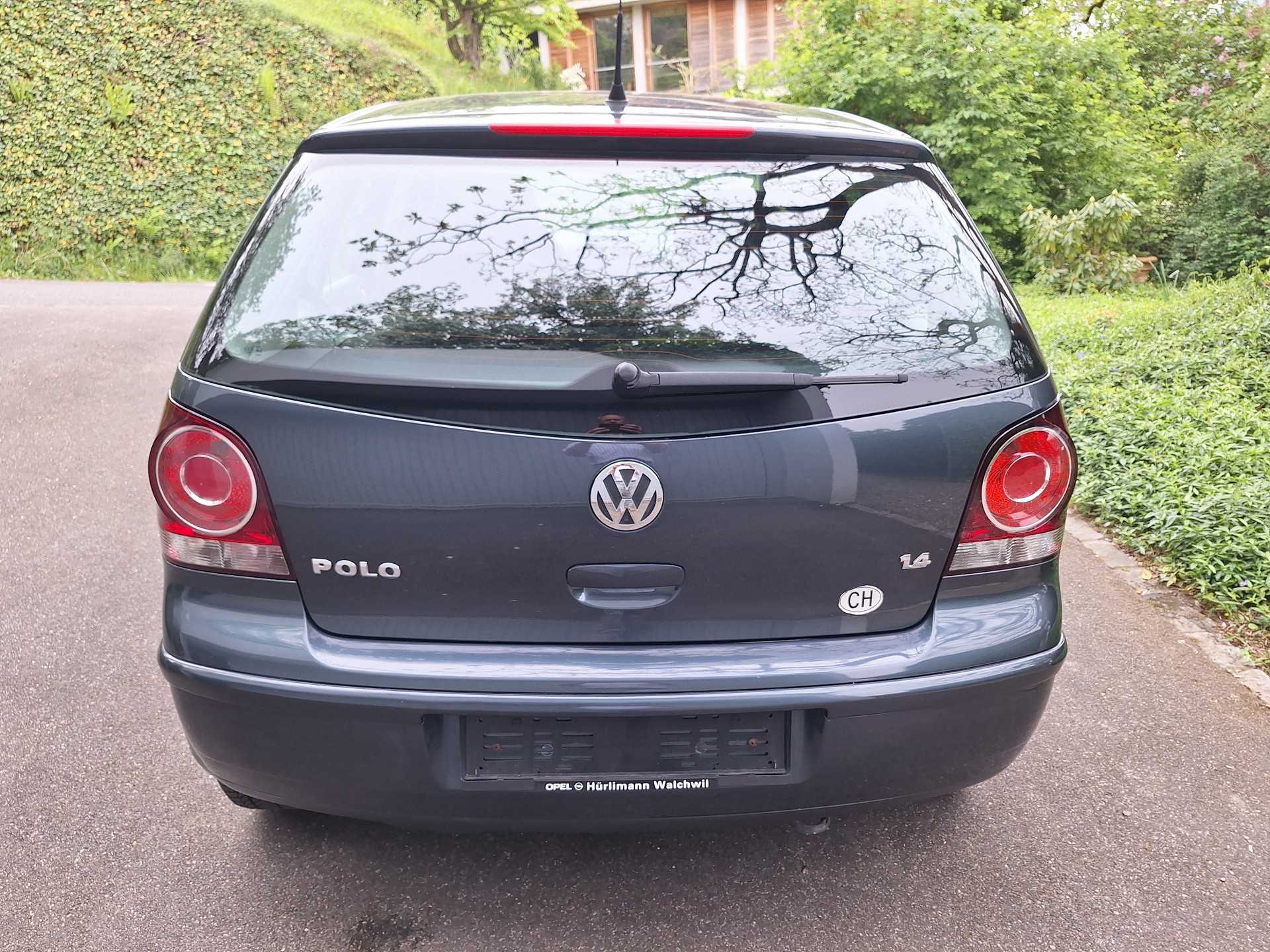 VW 1.4 16V 80 Trendline-image-1