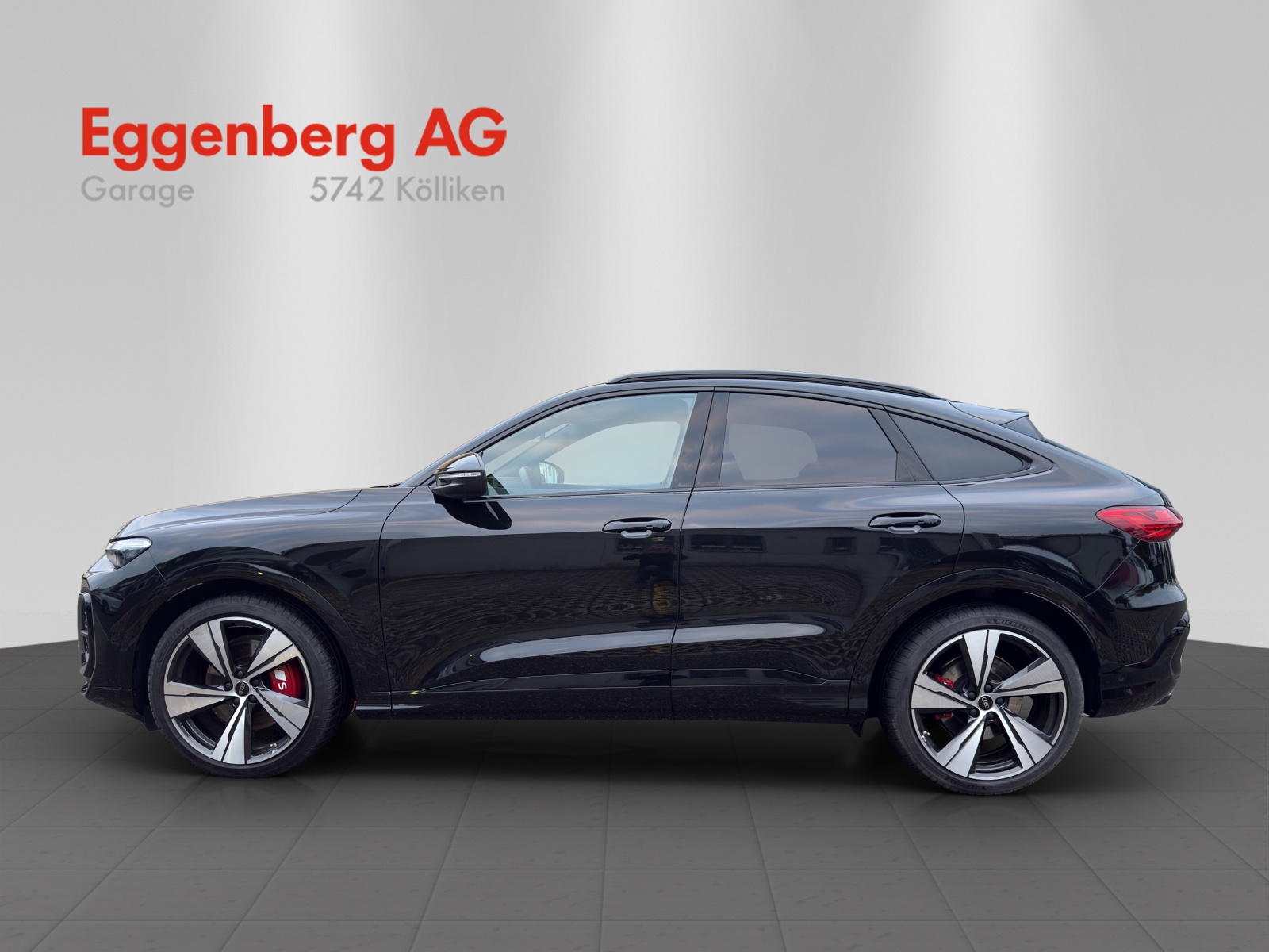 AUDI SQ5 Sportback TFSI quattro S-tronic, 8-fach bereift-image-1