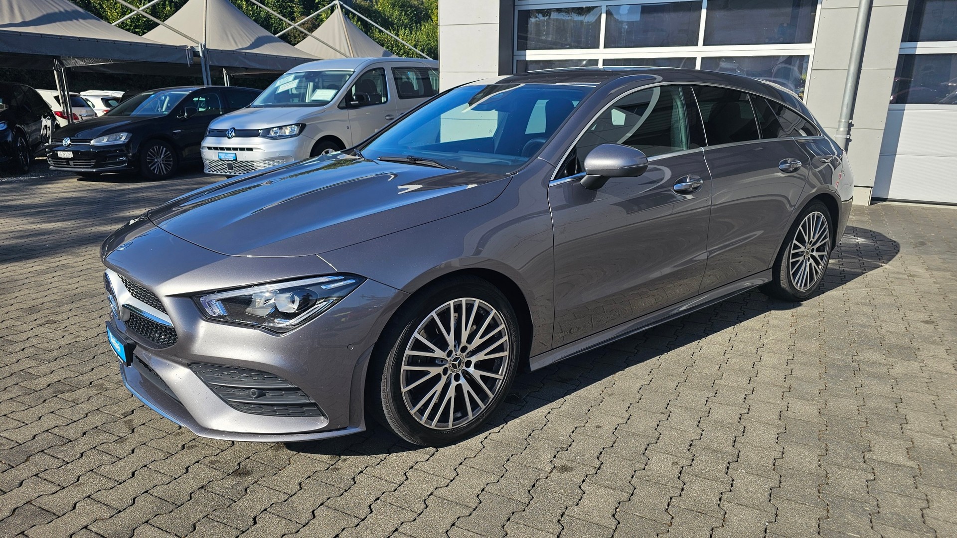 MERCEDES-BENZ CLA Shooting Brake 250 4Matic 7G-DCT AMG Line-image-16