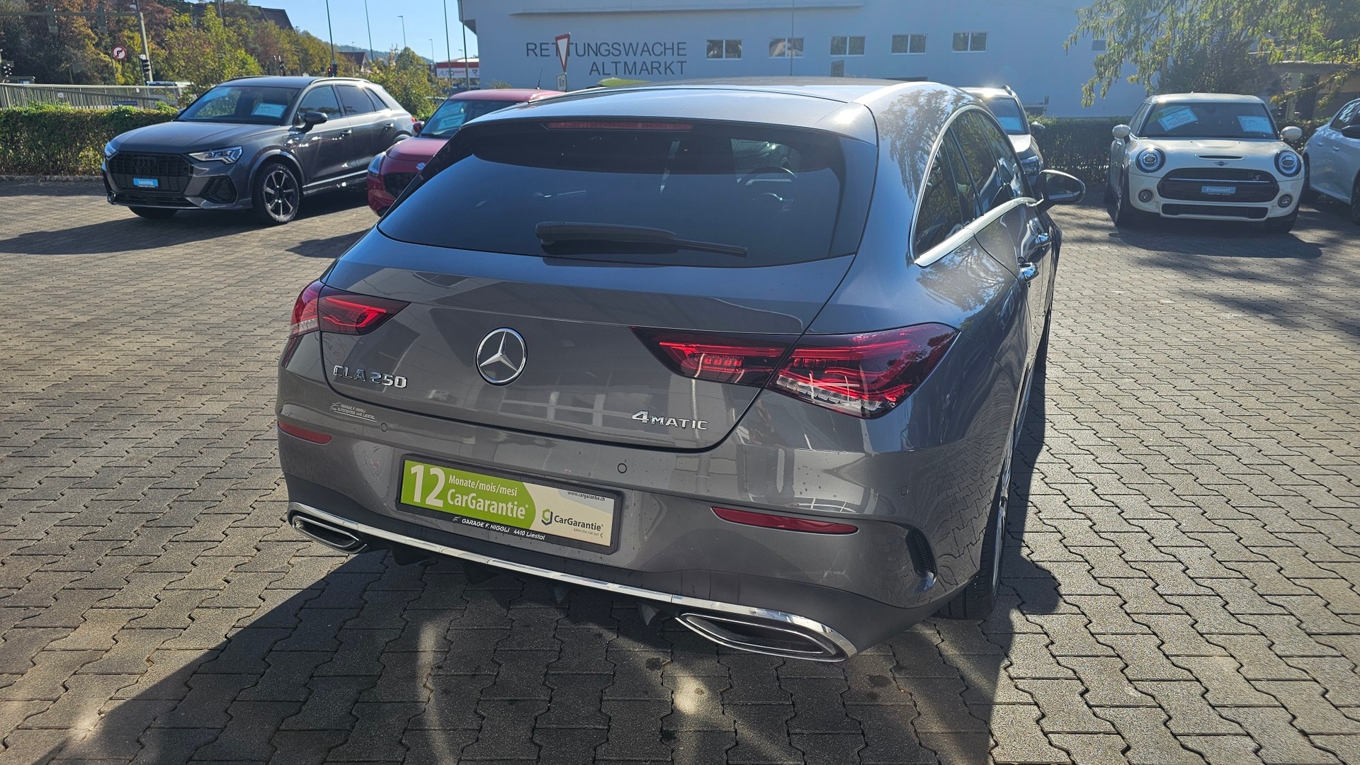 MERCEDES-BENZ CLA Shooting Brake 250 4Matic 7G-DCT AMG Line-image-8