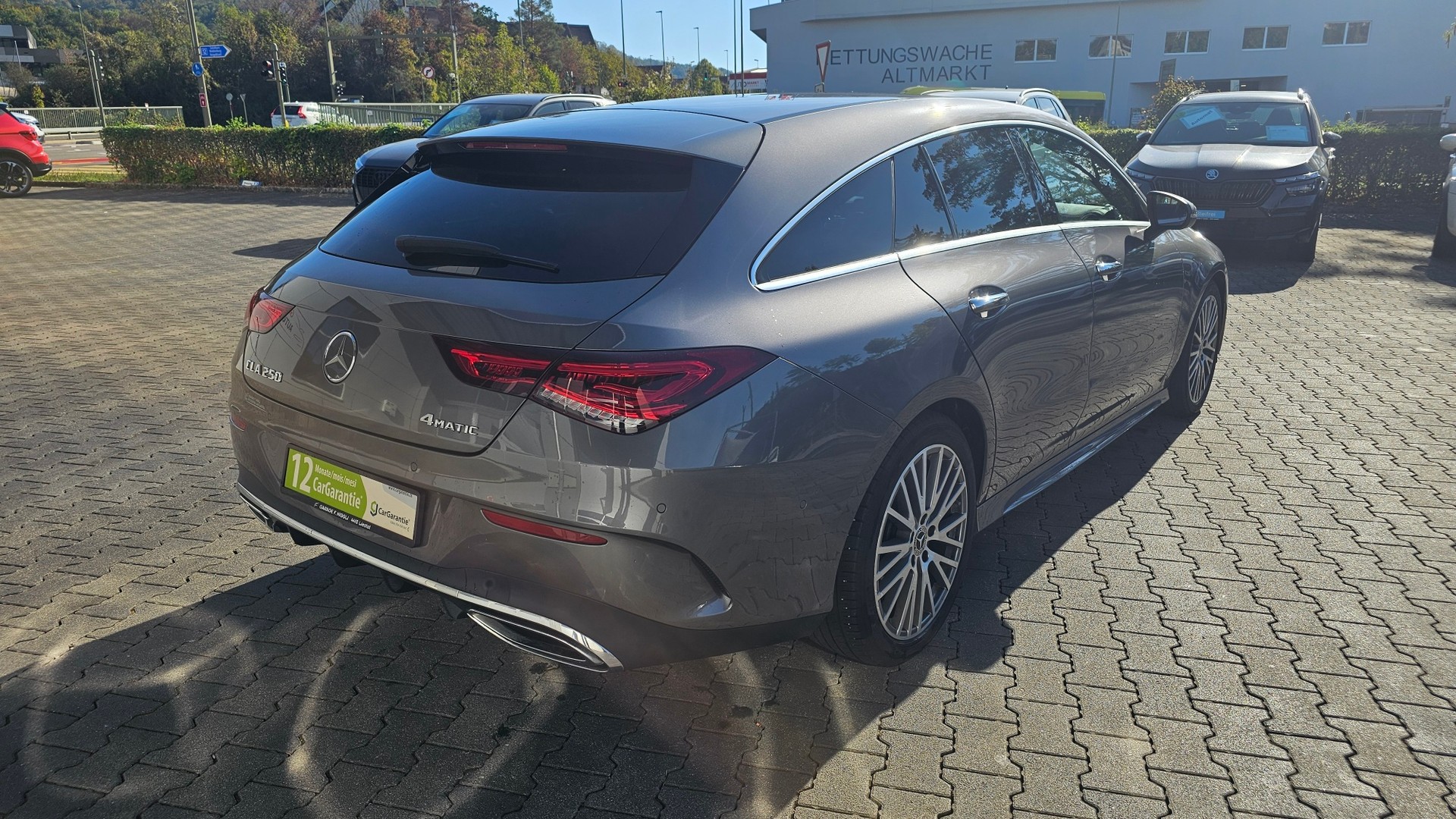 MERCEDES-BENZ CLA Shooting Brake 250 4Matic 7G-DCT AMG Line-image-7