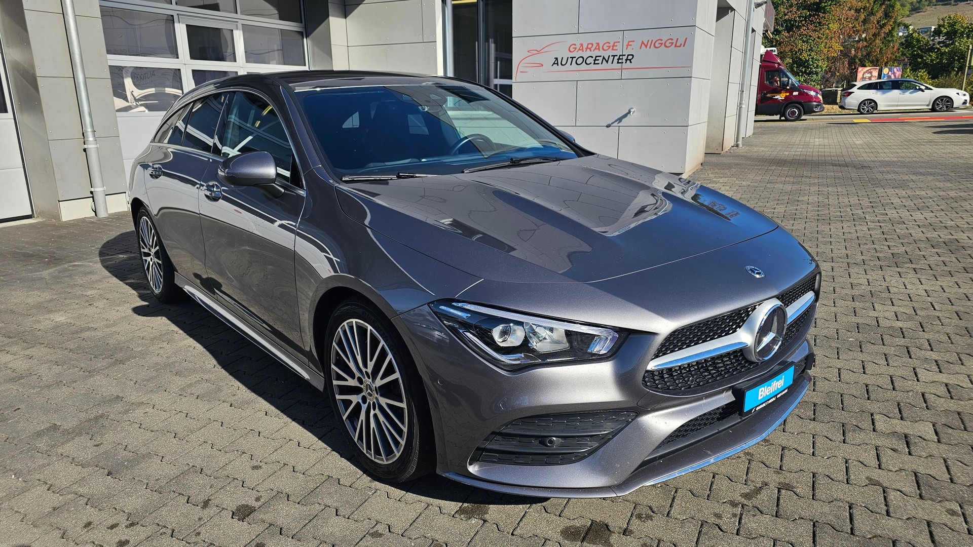 MERCEDES-BENZ CLA Shooting Brake 250 4Matic 7G-DCT AMG Line-image-0