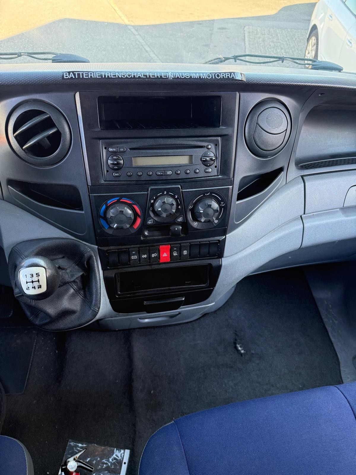 IVECO 35 S 14 V GKCA41A1B1-image-9