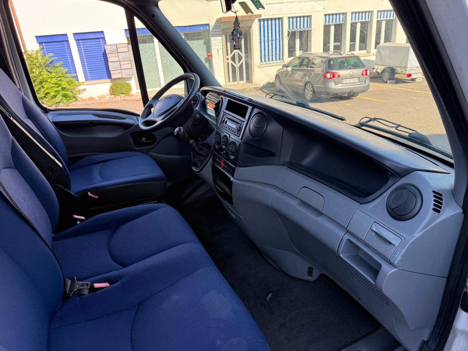 IVECO 35 S 14 V GKCA41A1B1-image-8