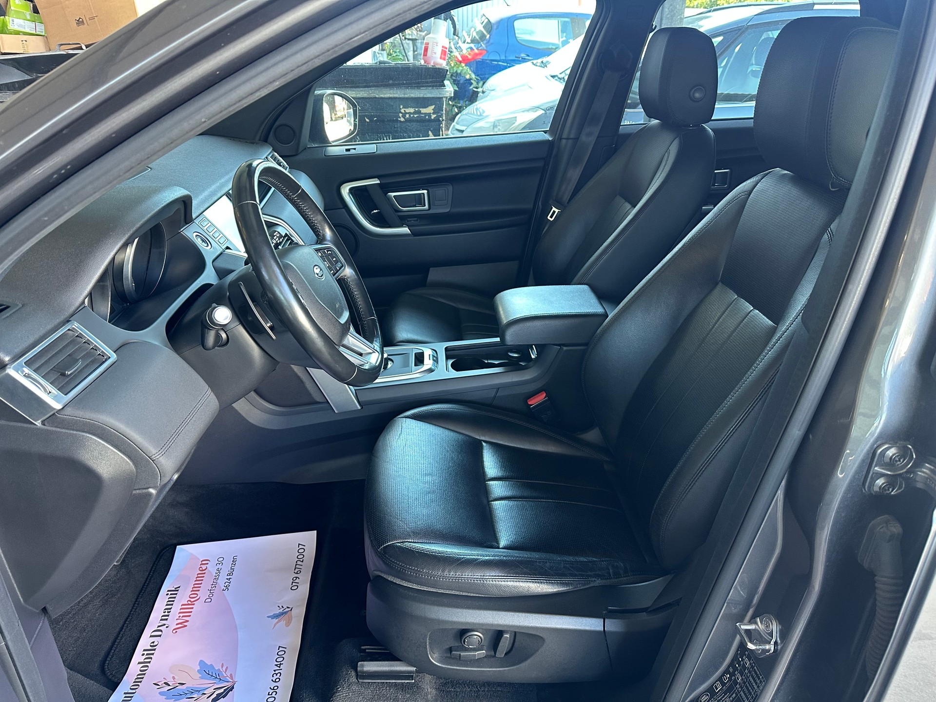 LAND ROVER Discovery Sport 2.0 TD4 Advantage AT9-image-7