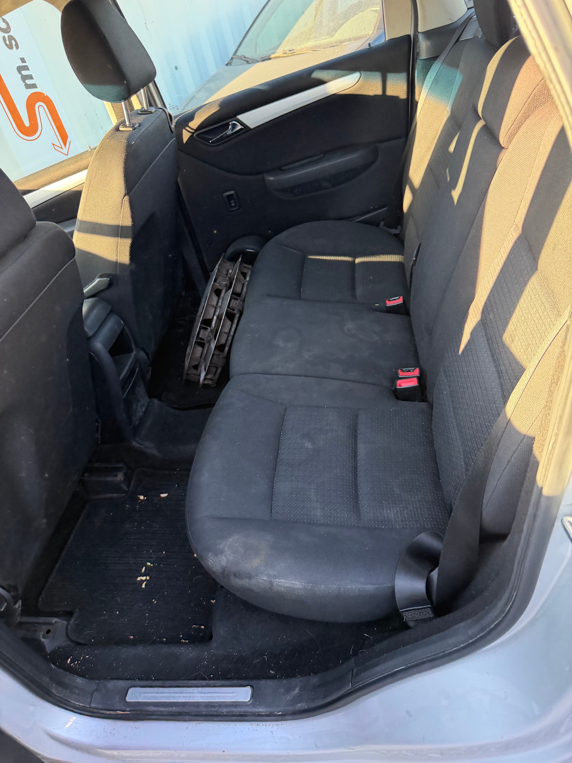 MERCEDES-BENZ B 170-image-6