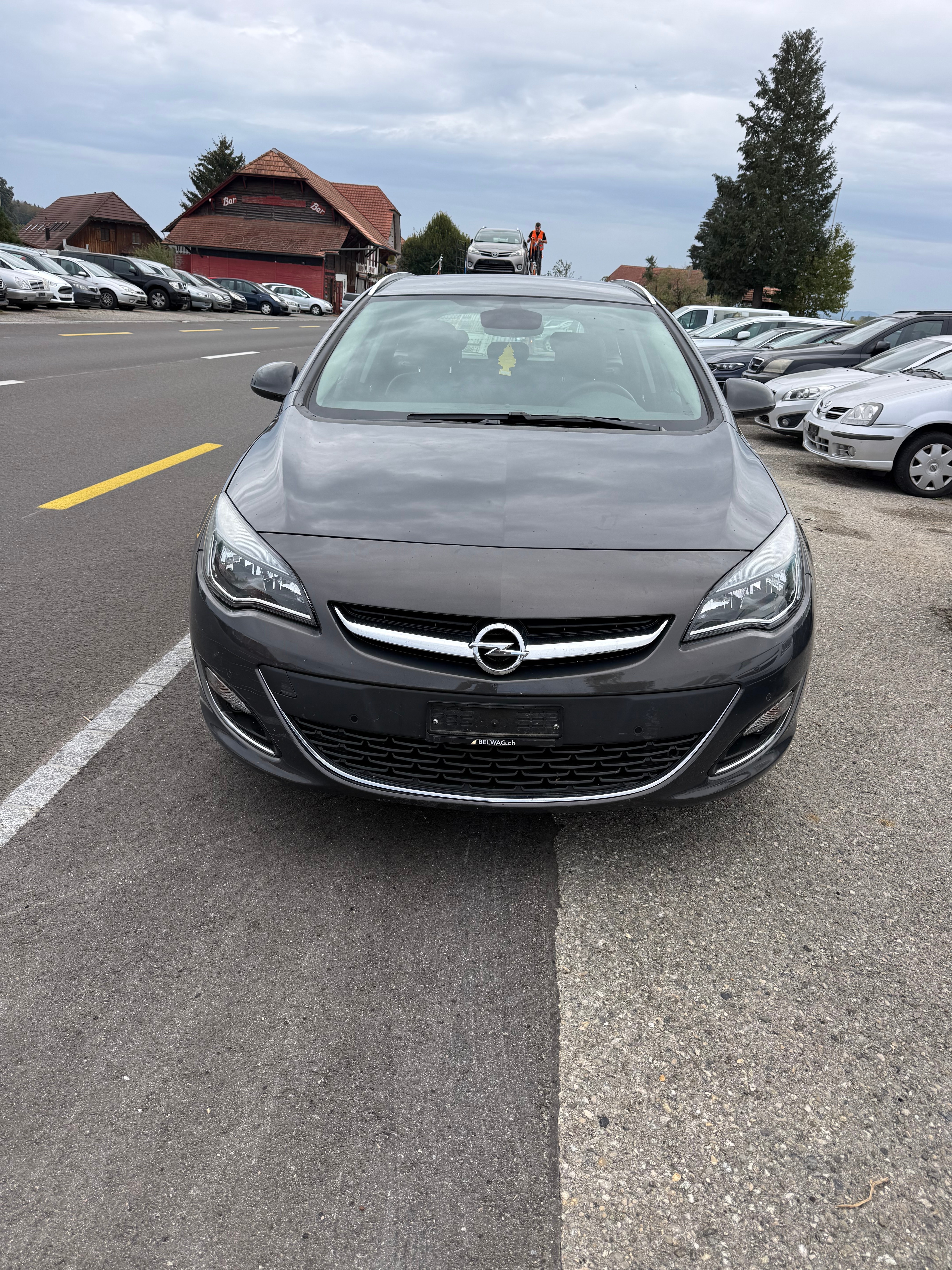 Car photo