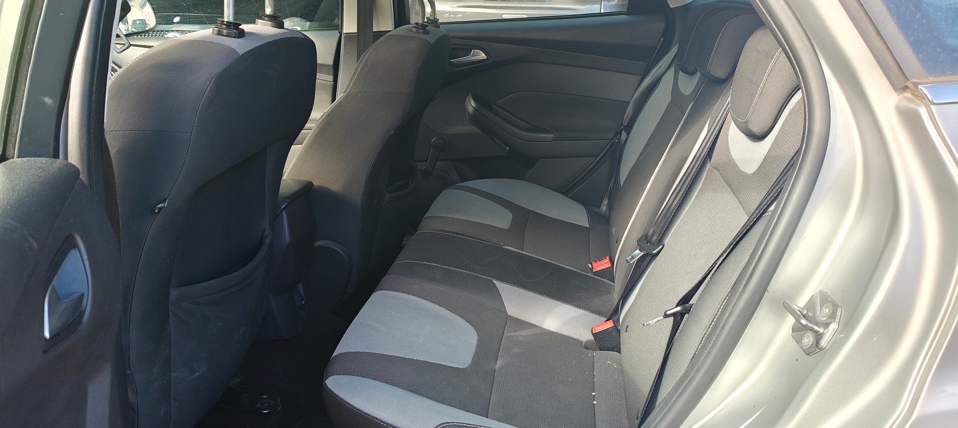 FORD Focus 1.6 SCTi Titanium-image-13