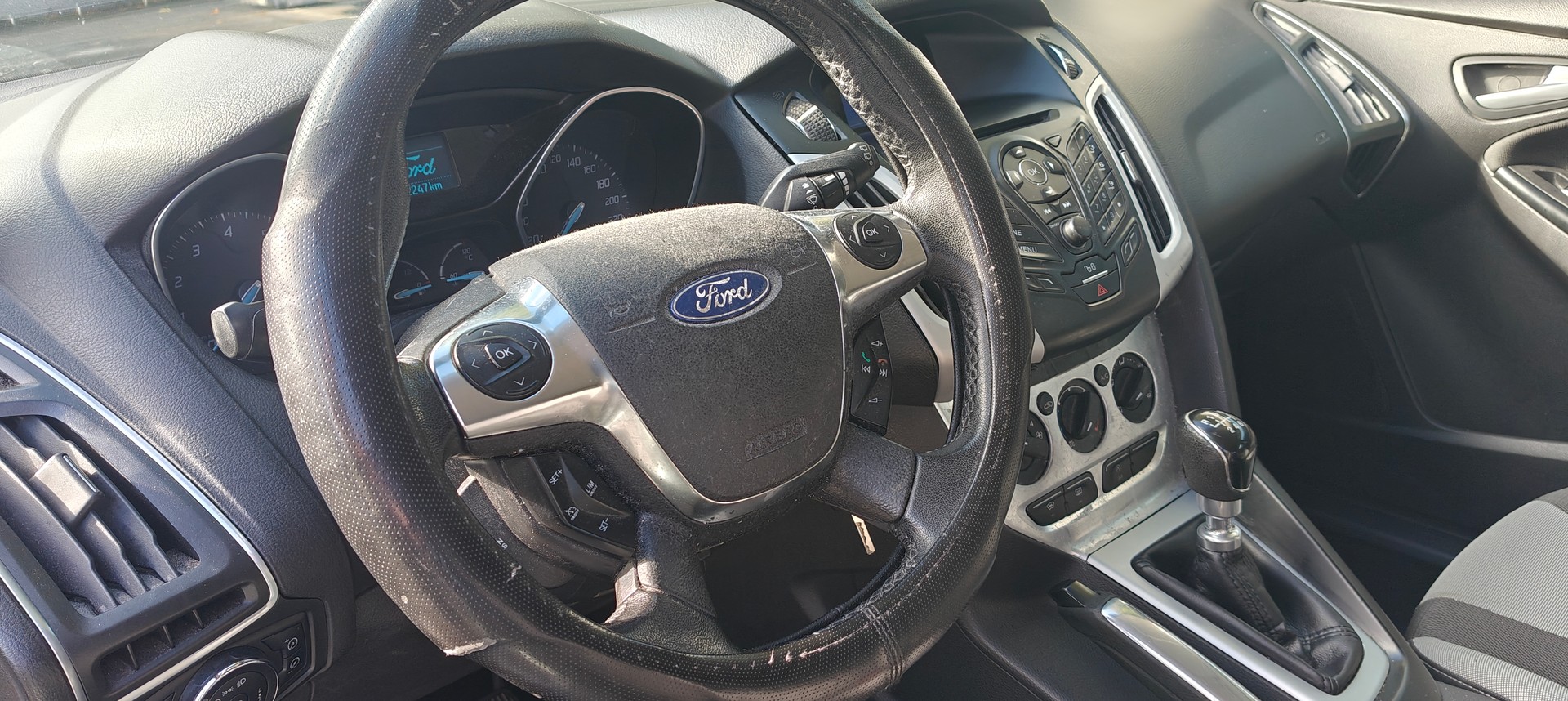 FORD Focus 1.6 SCTi Titanium-image-15