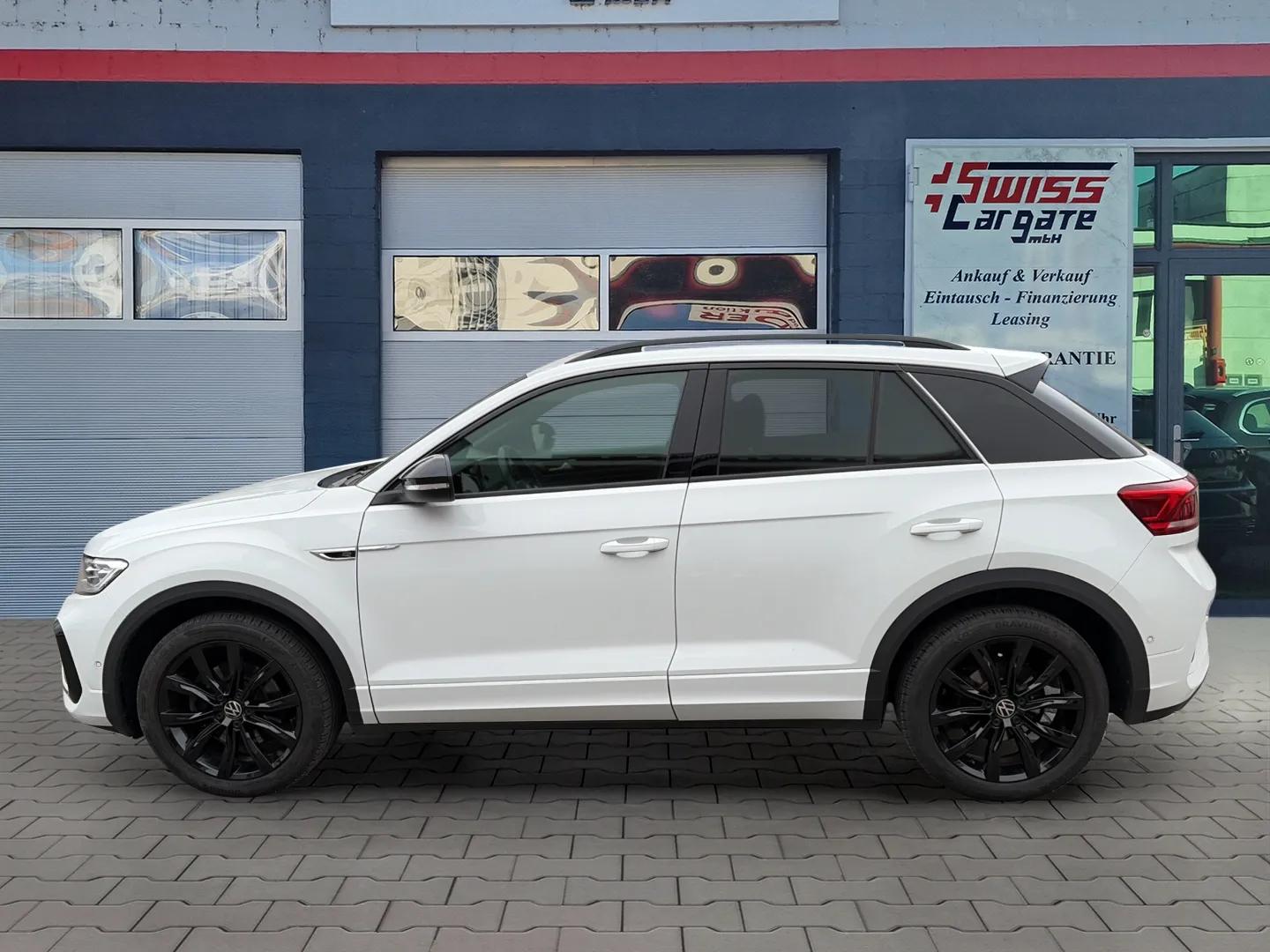 VW T-Roc 2.0 TSI R-Line DSG 4Motion Black Style mit AHK & Rückfahrkamera-image-4