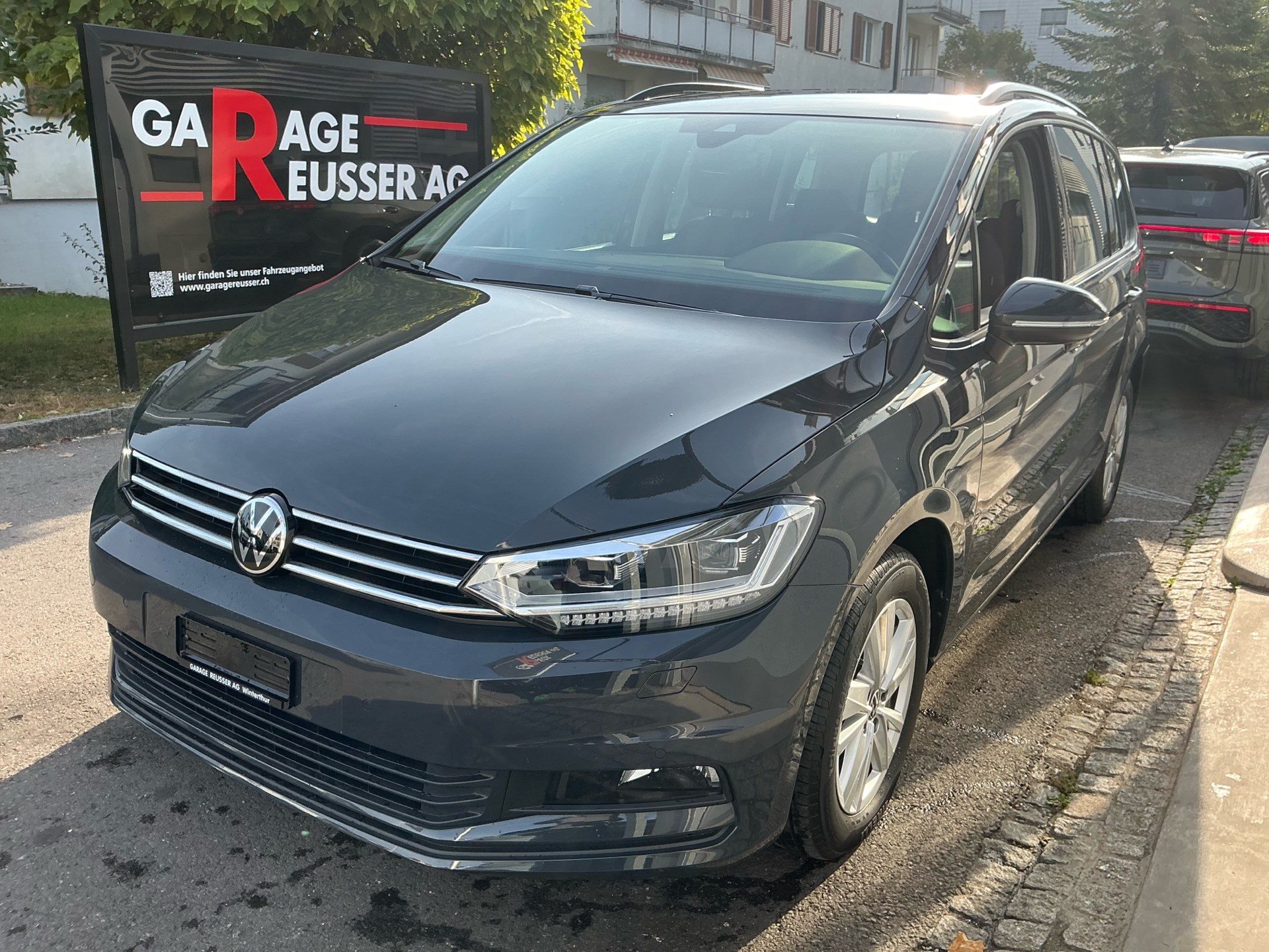 VW Touran 1.5 TSI DSG COMFORTLINE *** PANORAMA & VIELES MEHR ****-image-0