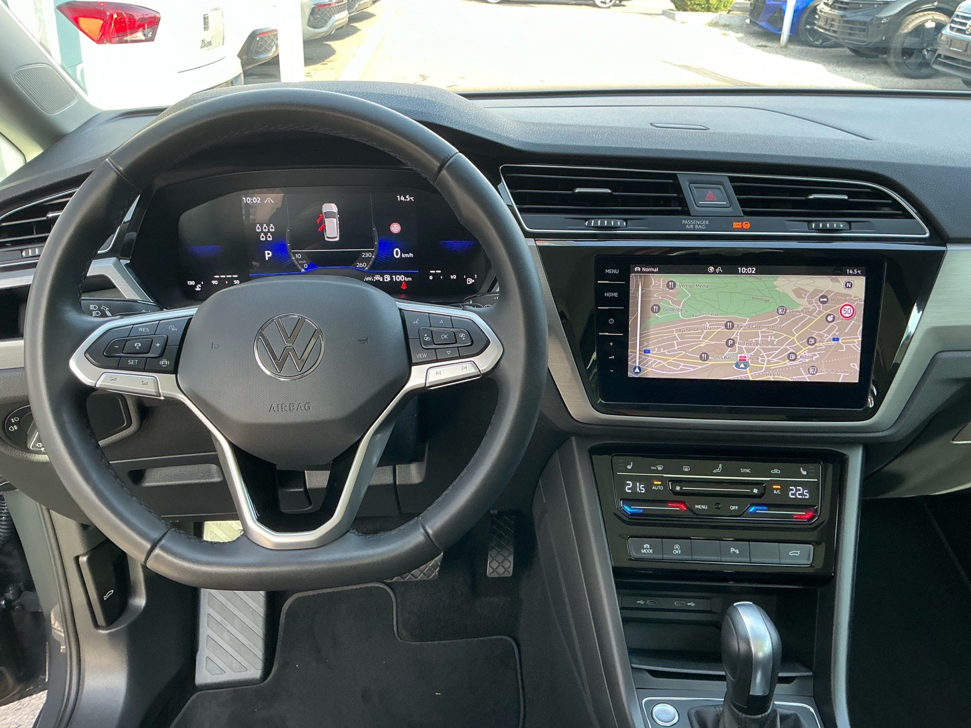 VW Touran 1.5 TSI DSG COMFORTLINE *** PANORAMA & VIELES MEHR ****-image-9