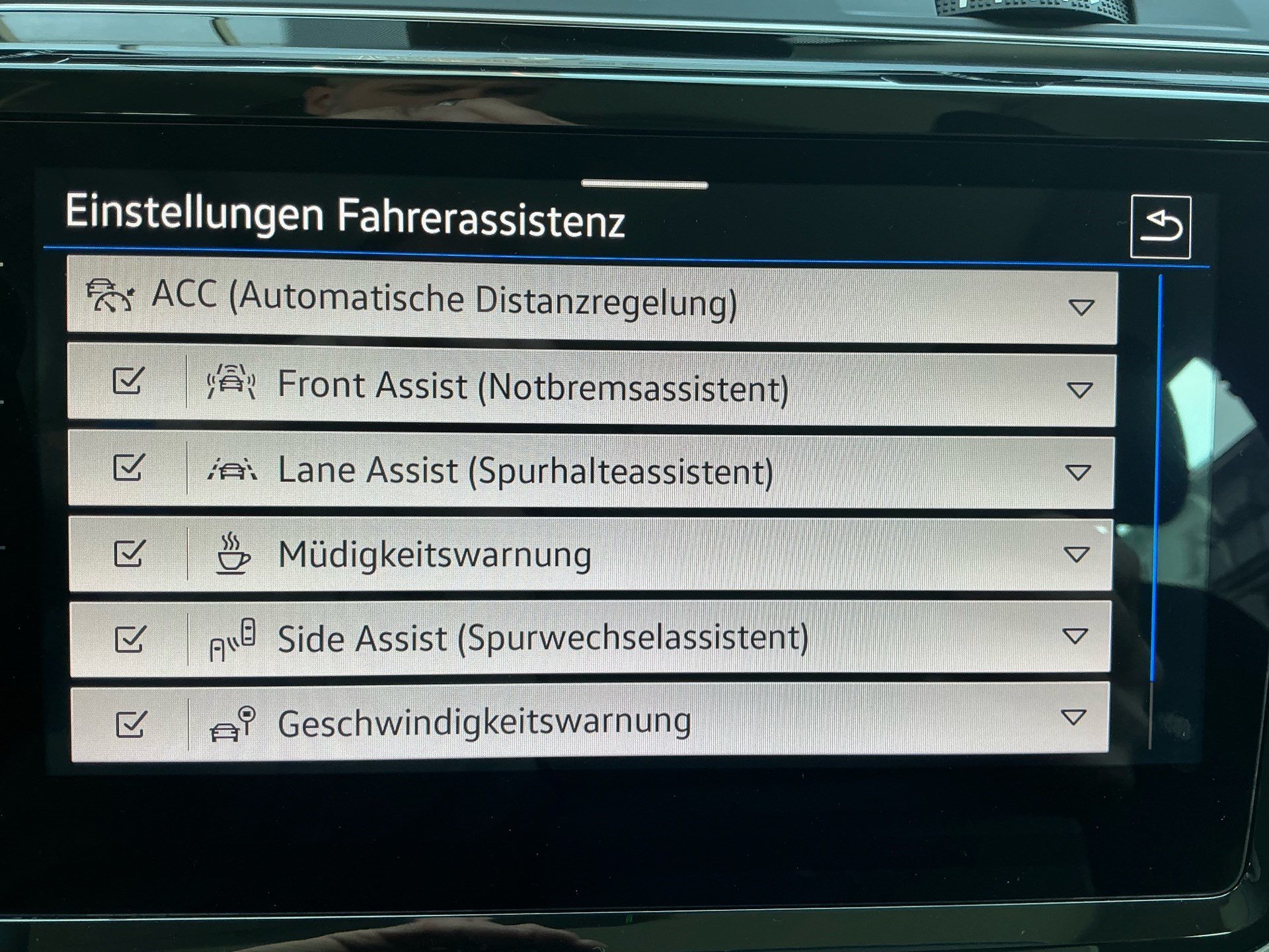 VW Touran 1.5 TSI DSG COMFORTLINE *** PANORAMA & VIELES MEHR ****-image-19