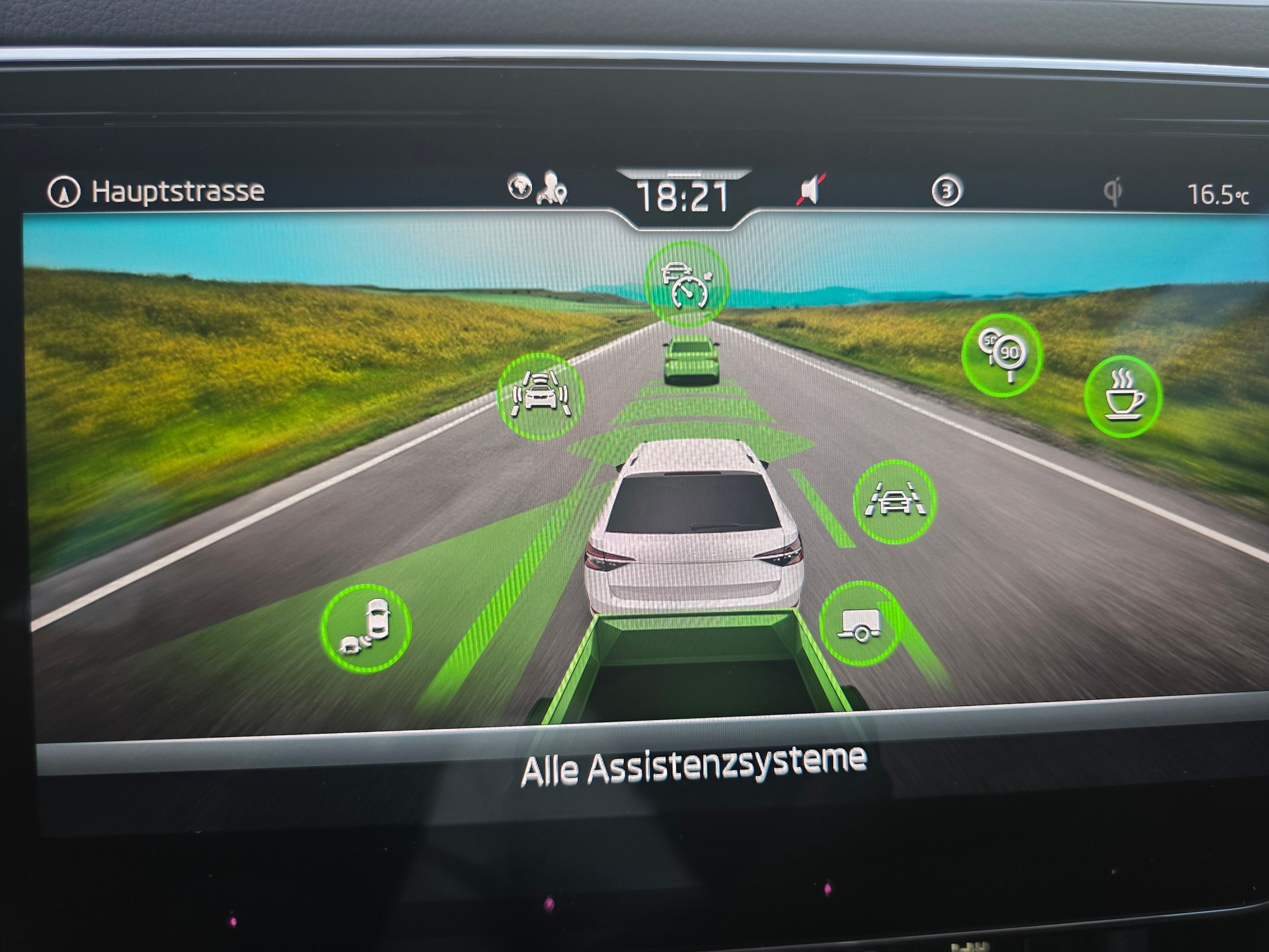 SKODA Superb Combi 2.0 TDi Style 4x4 DSG-image-6