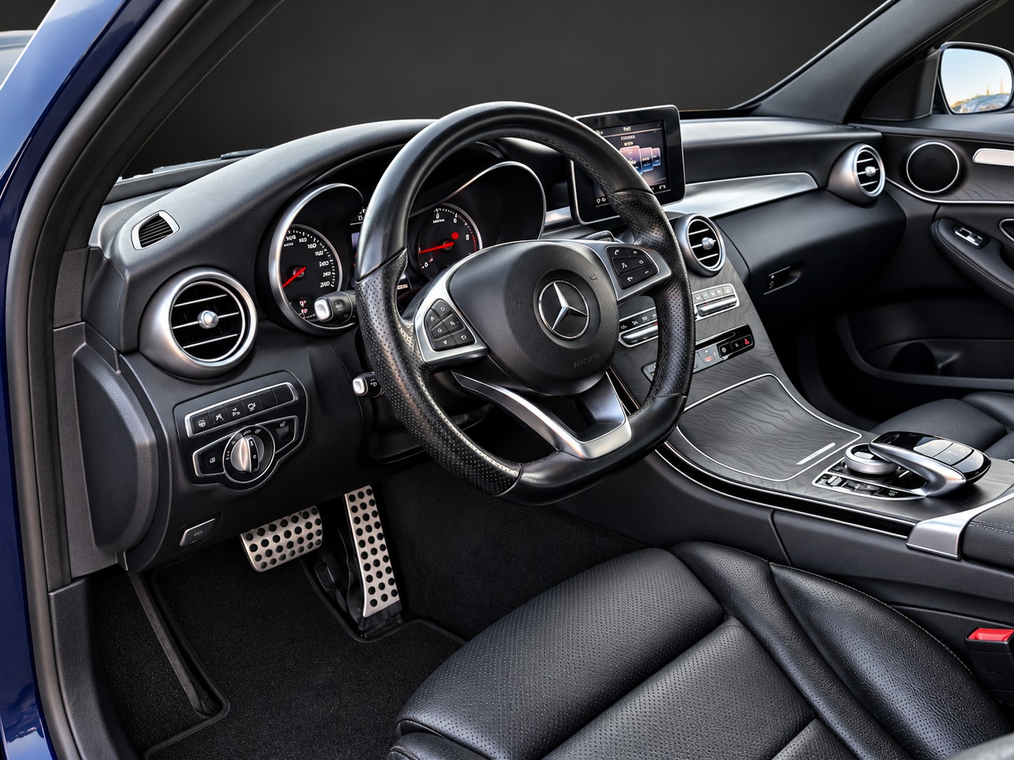MERCEDES-BENZ C 250 d Swiss Star Avantgarde 4Matic 9G-Tronic mit 204 PS-image-7