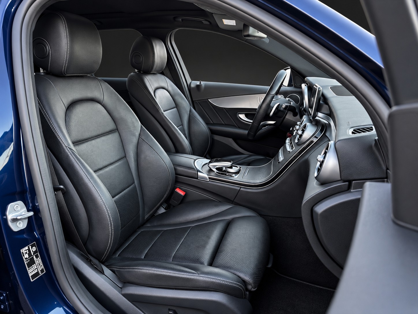 MERCEDES-BENZ C 250 d Swiss Star Avantgarde 4Matic 9G-Tronic mit 204 PS-image-8