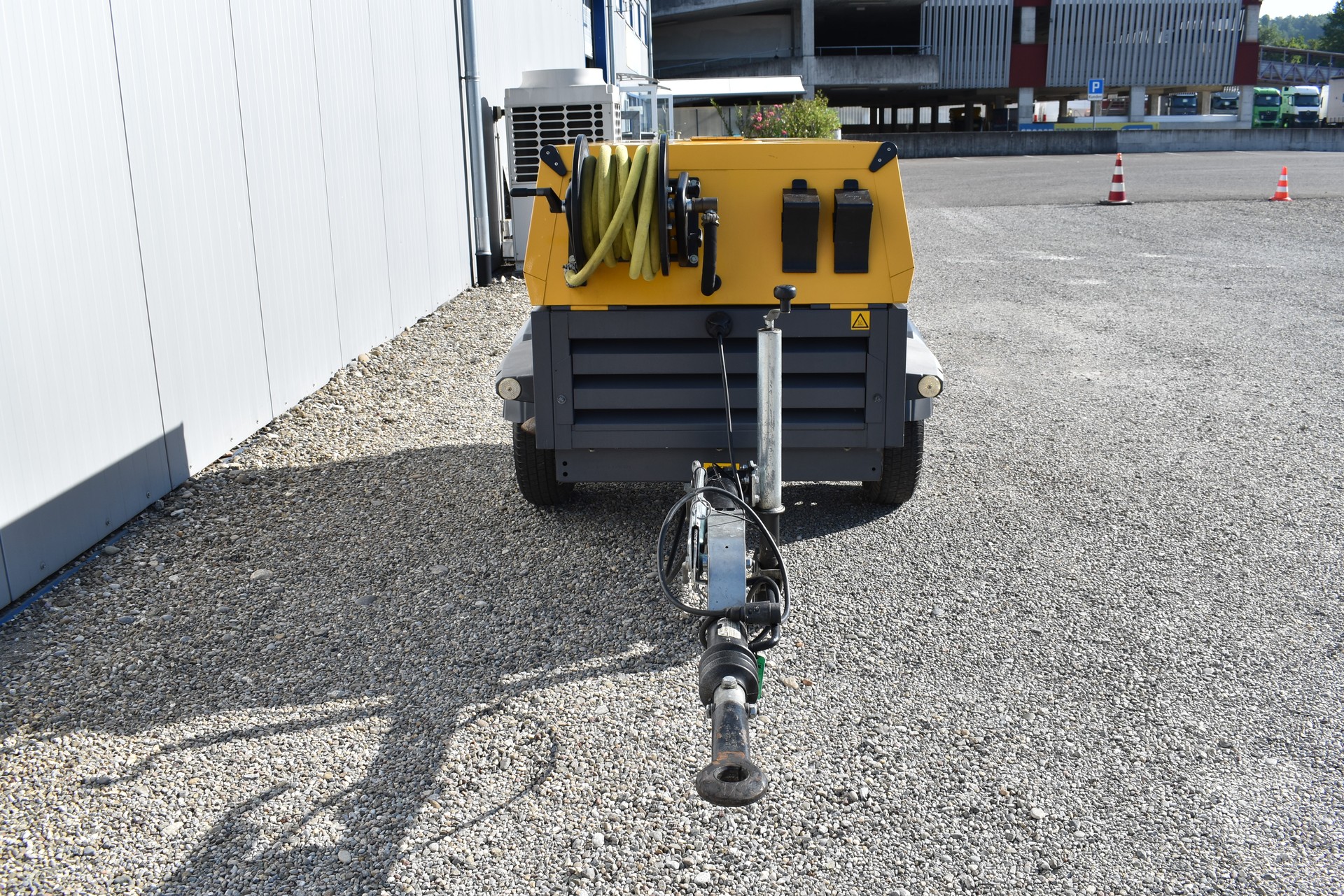 ABDERHALDEN Atlas Copco XAS 67 Dd/L Kompessor-image-1
