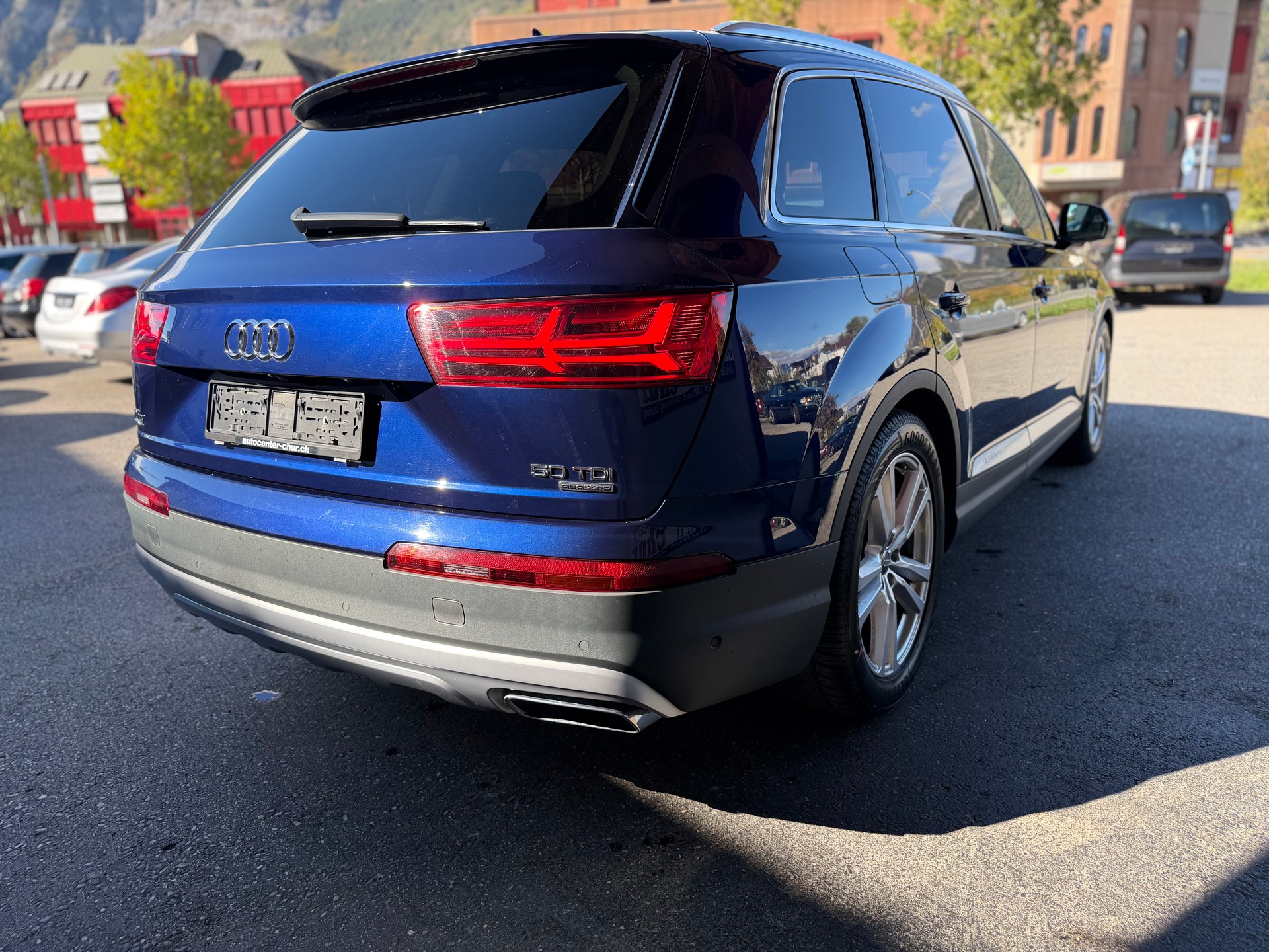 AUDI Q7 50 TDI quattro tiptronic-image-4