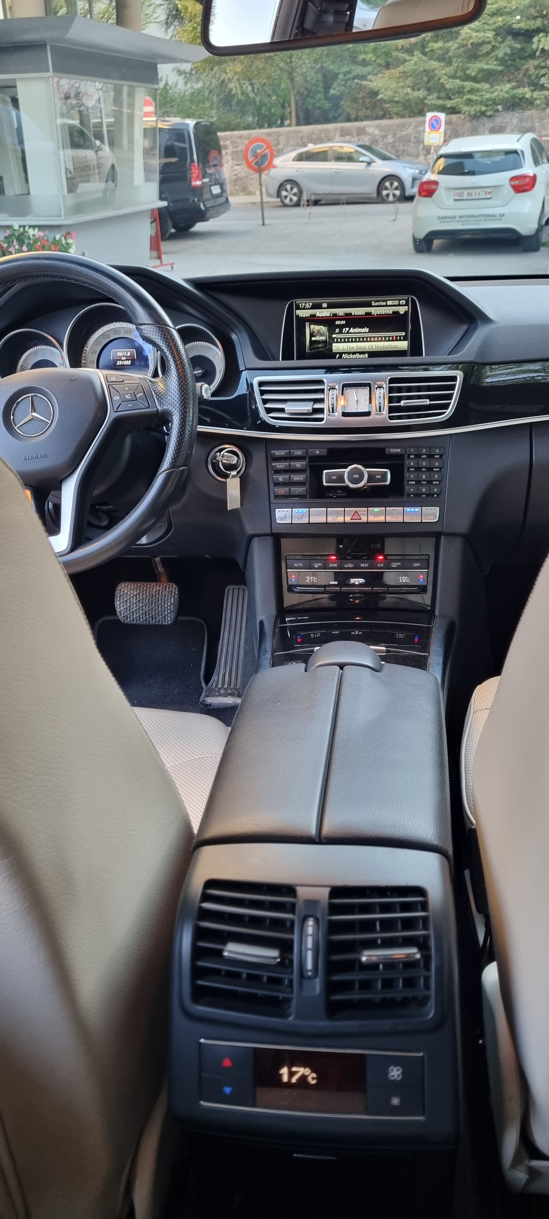 MERCEDES-BENZ E 250 CDI Avantgarde 4m-image-5