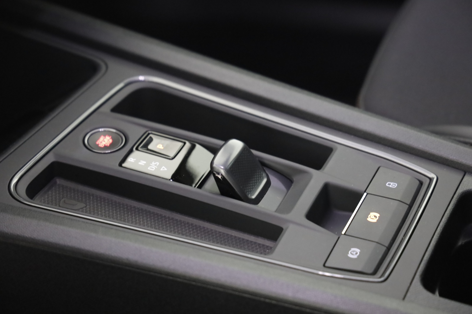 CUPRA Formentor 1.4 e-HYBRID pHEV DSG-image-13