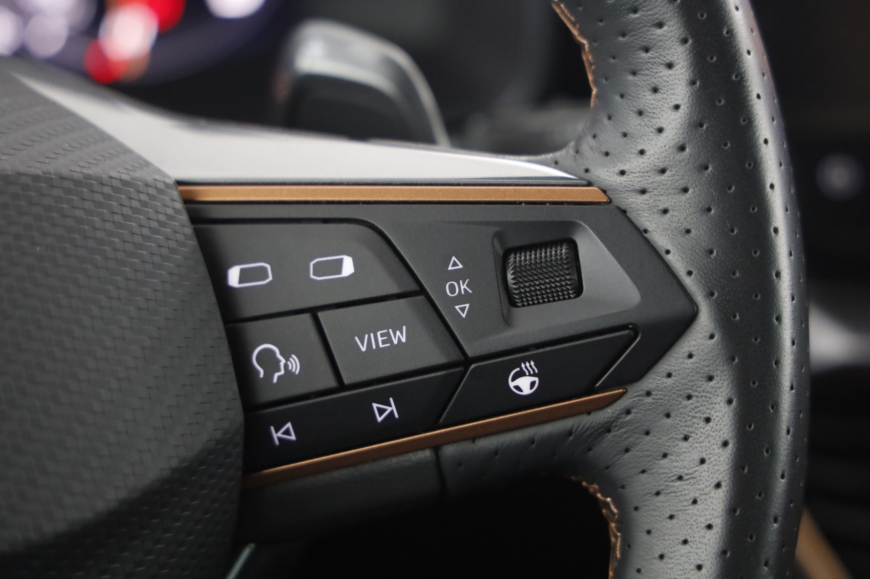 CUPRA Formentor 1.4 e-HYBRID pHEV DSG-image-16