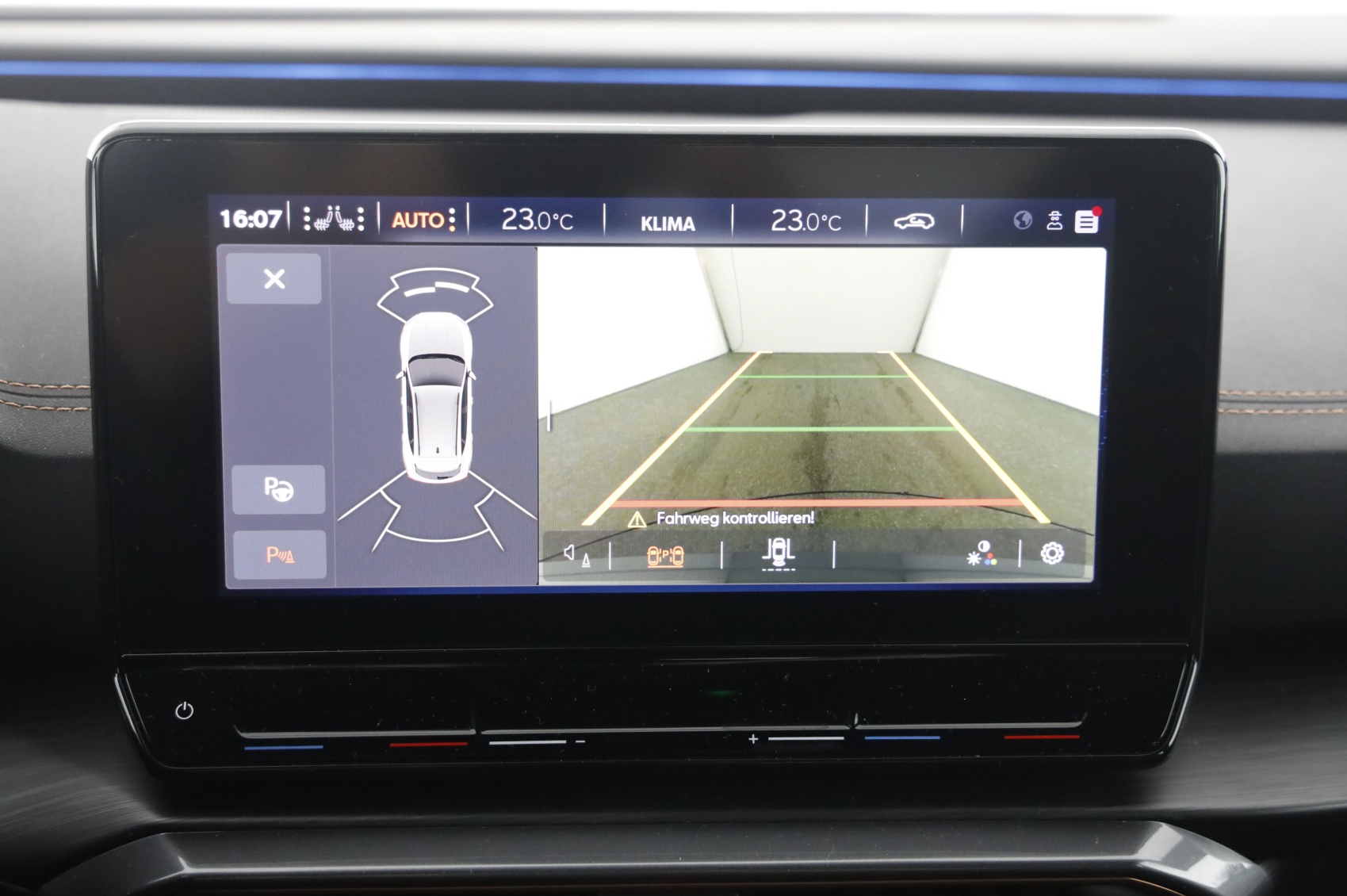 CUPRA Formentor 1.4 e-HYBRID pHEV DSG-image-17