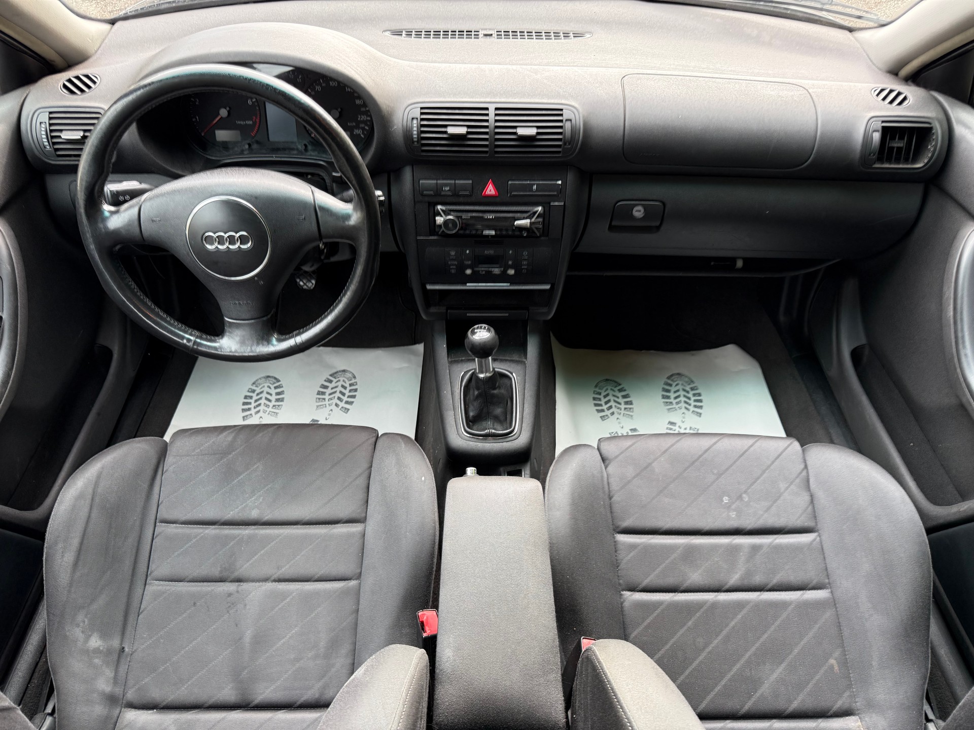 AUDI A3 1.8 T Attraction-image-5