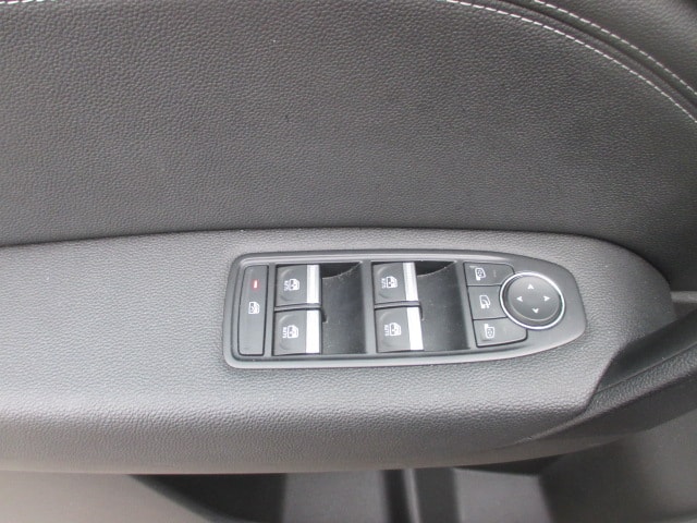 MITSUBISHI ASX 1.6 PHEV Intense-image-5