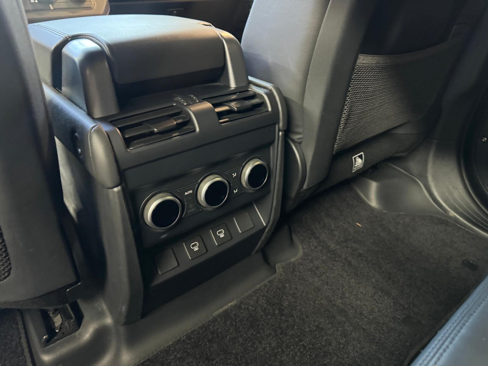 LAND ROVER 3.0 D I6 X-Dynamic HSE-image-5