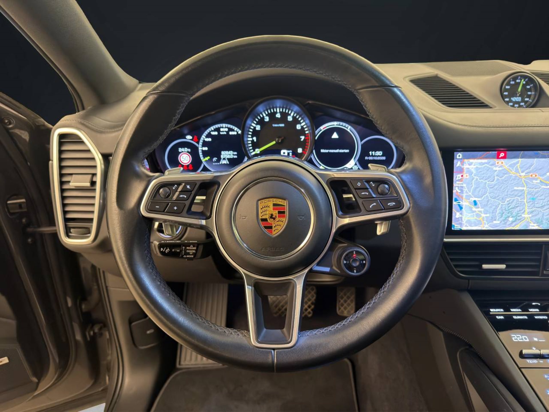 PORSCHE Cayenne E-Hybrid Coupé-image-12