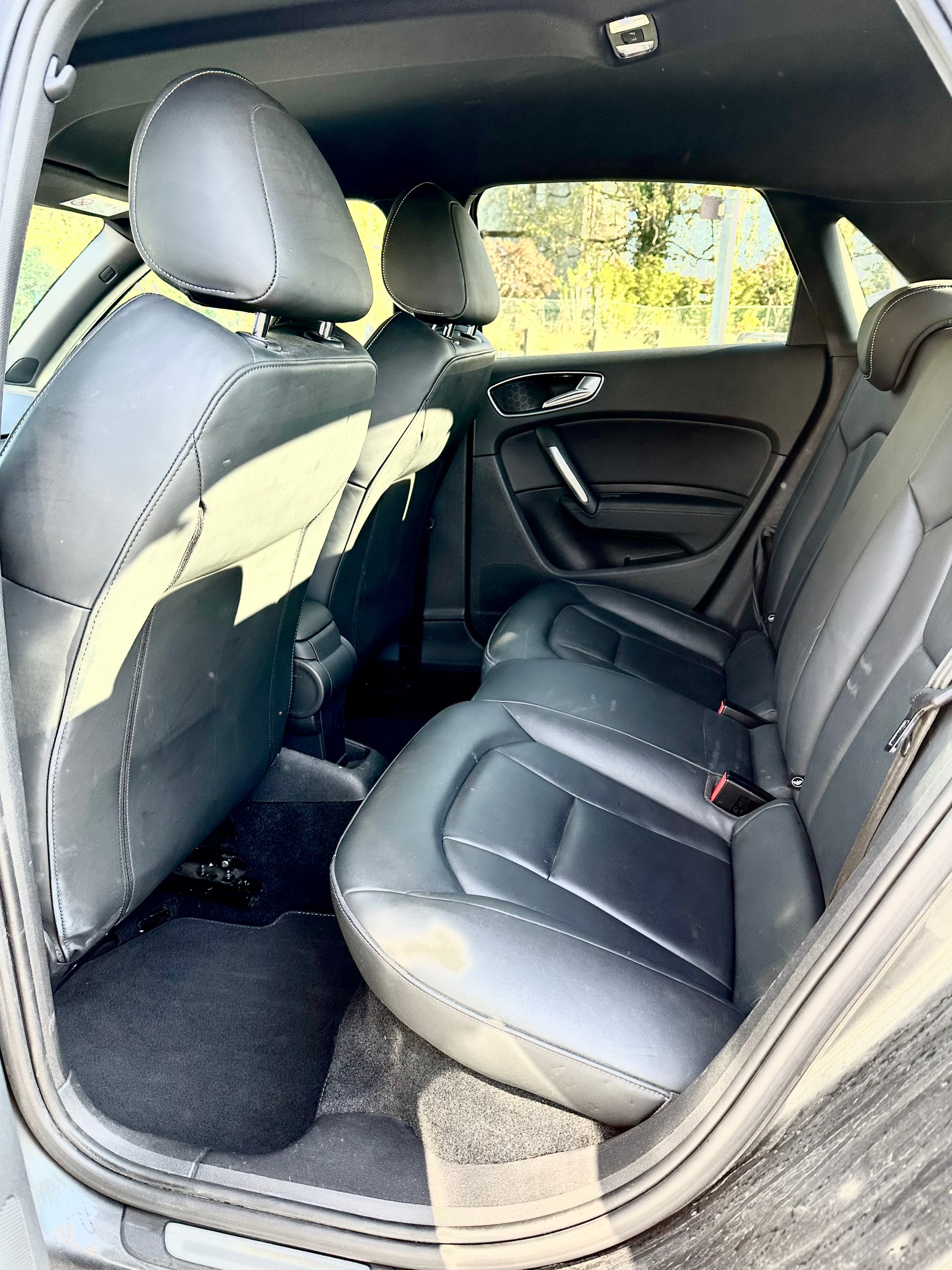 AUDI S1 Sportback 2.0 TFSI quattro-image-13