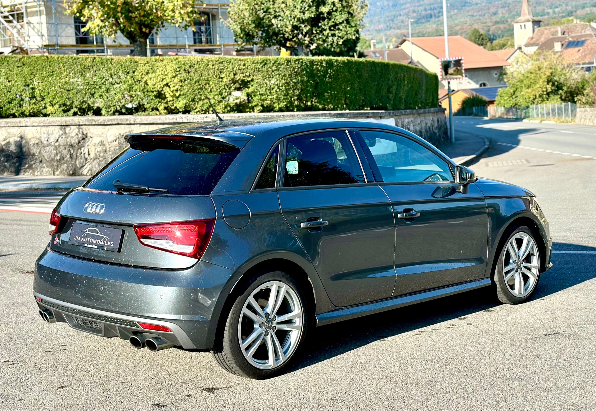 AUDI S1 Sportback 2.0 TFSI quattro-image-2