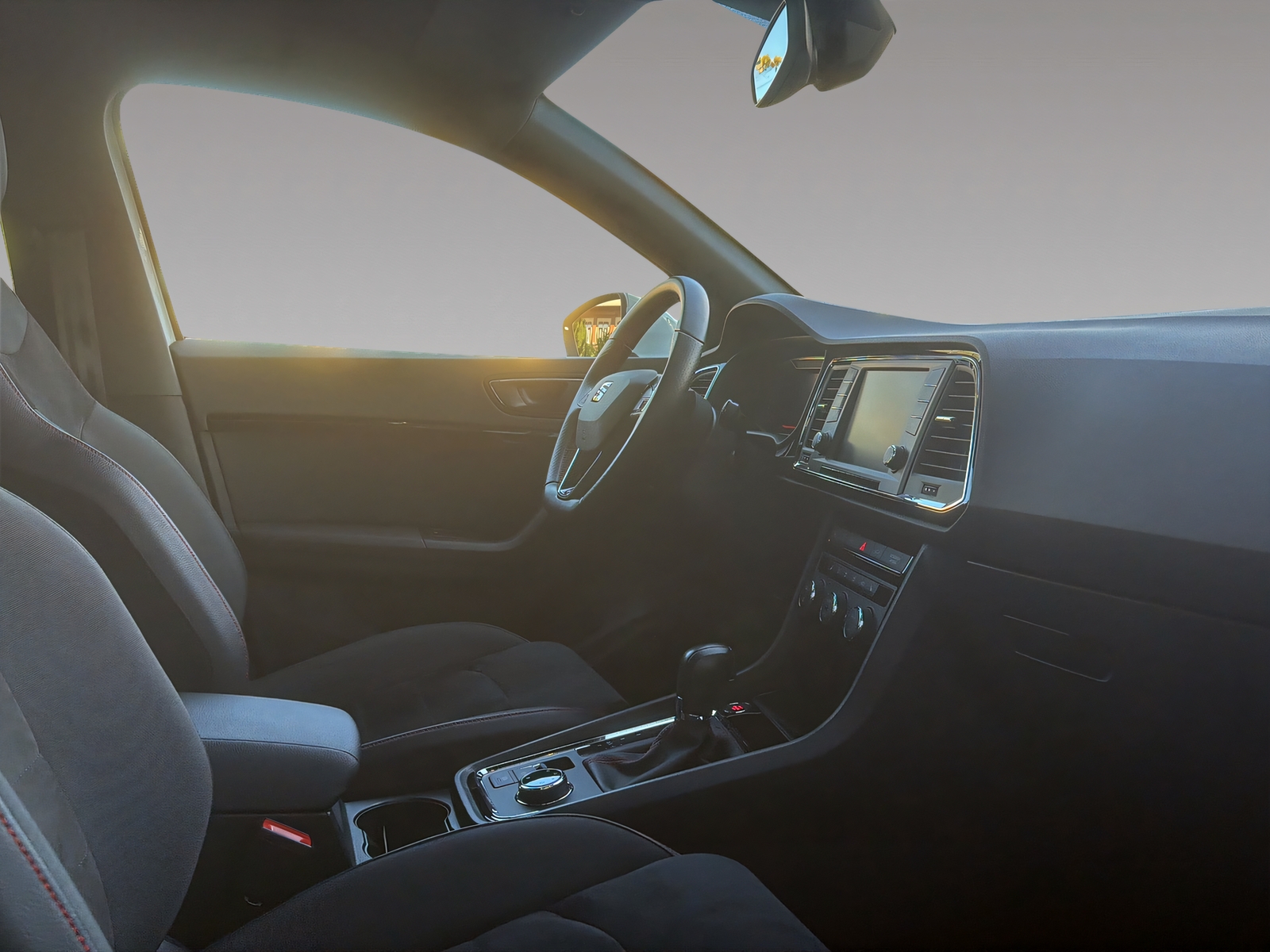 SEAT Ateca 2.0 TSI FR 4Drive DSG-image-10