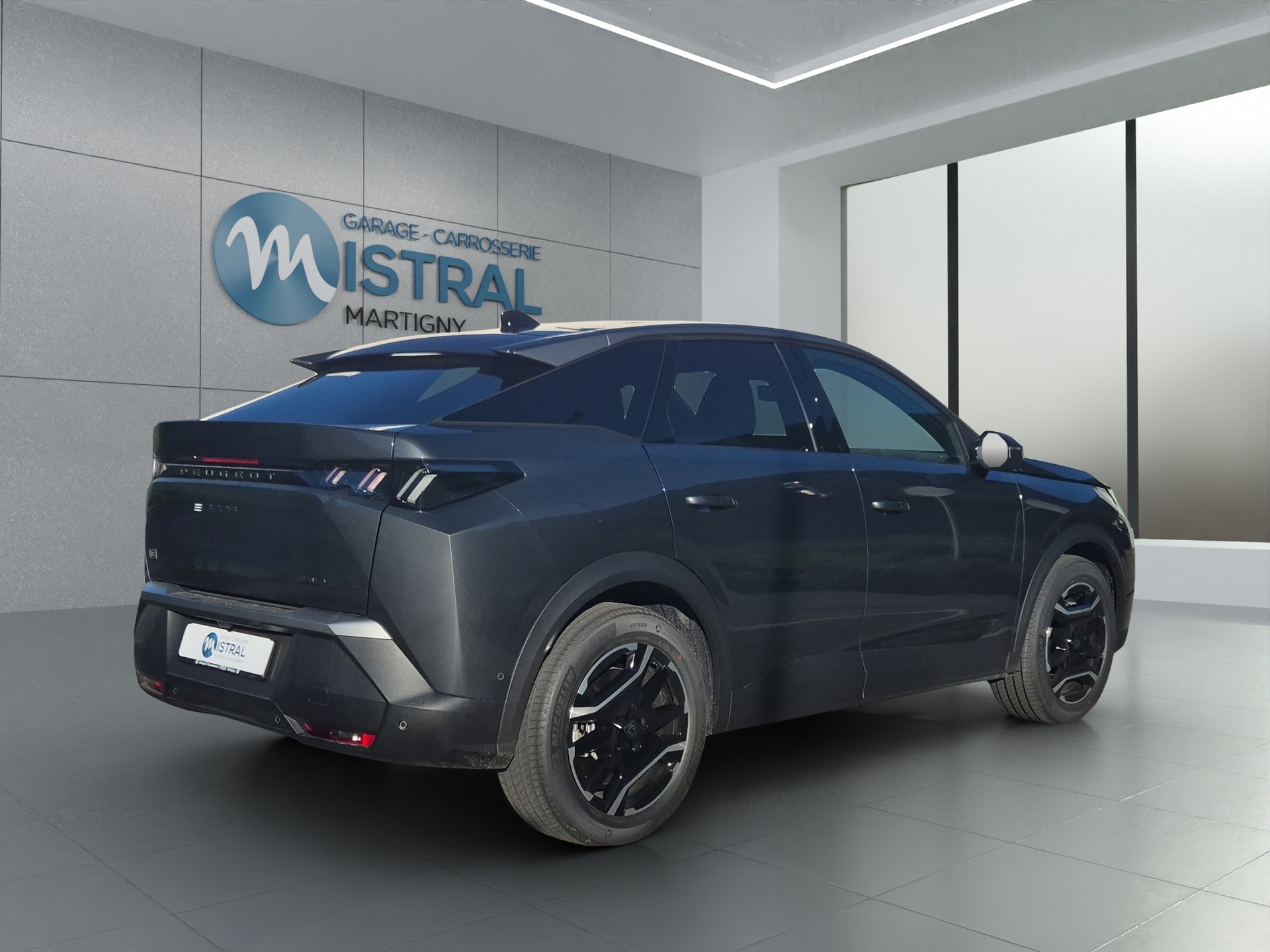 PEUGEOT 3008 e-Allure Premium AWD-image-4