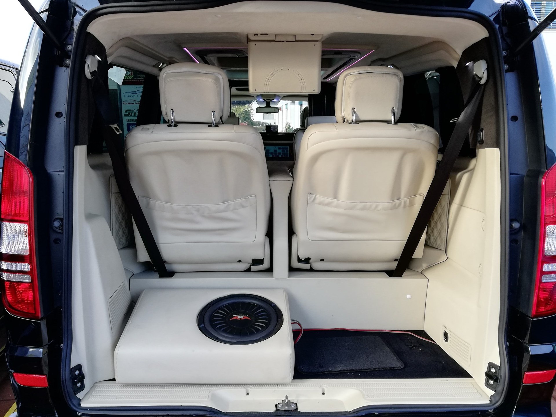 MERCEDES-BENZ Viano 3.0 CDI Blue Efficiency Ambiente Edition L A-image-2