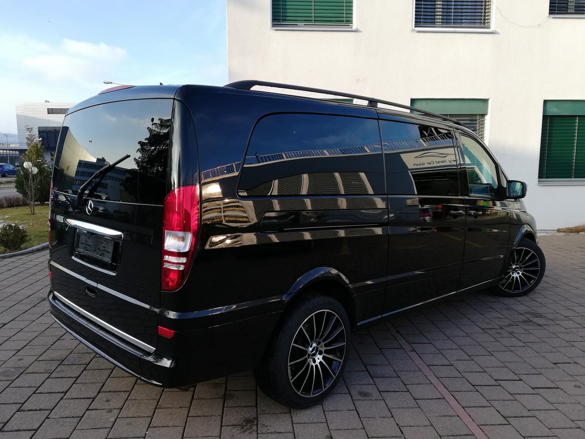 MERCEDES-BENZ Viano 3.0 CDI Blue Efficiency Ambiente Edition L A-image-5