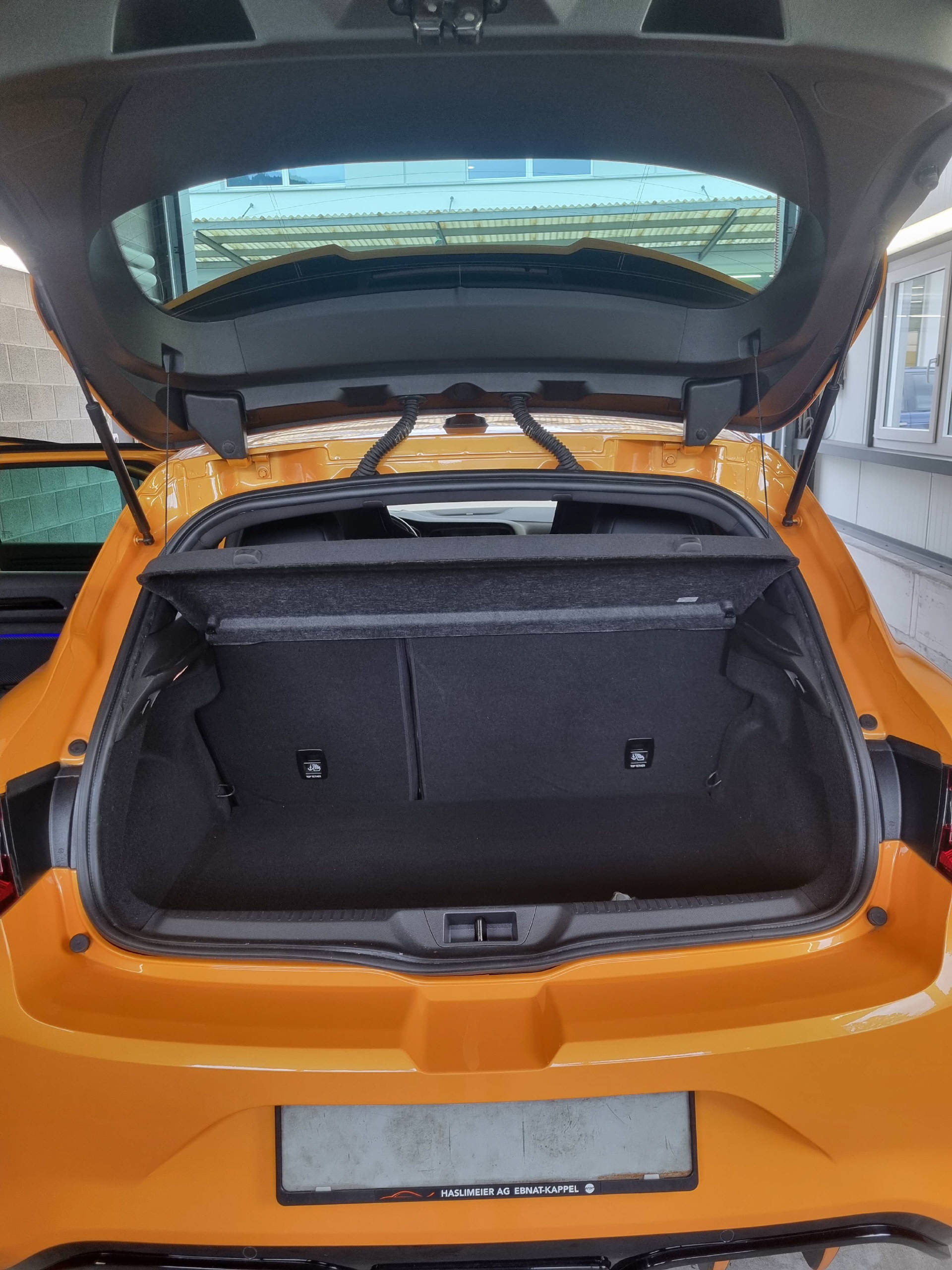 RENAULT Mégane Sport 1.8 T Trophy-image-12