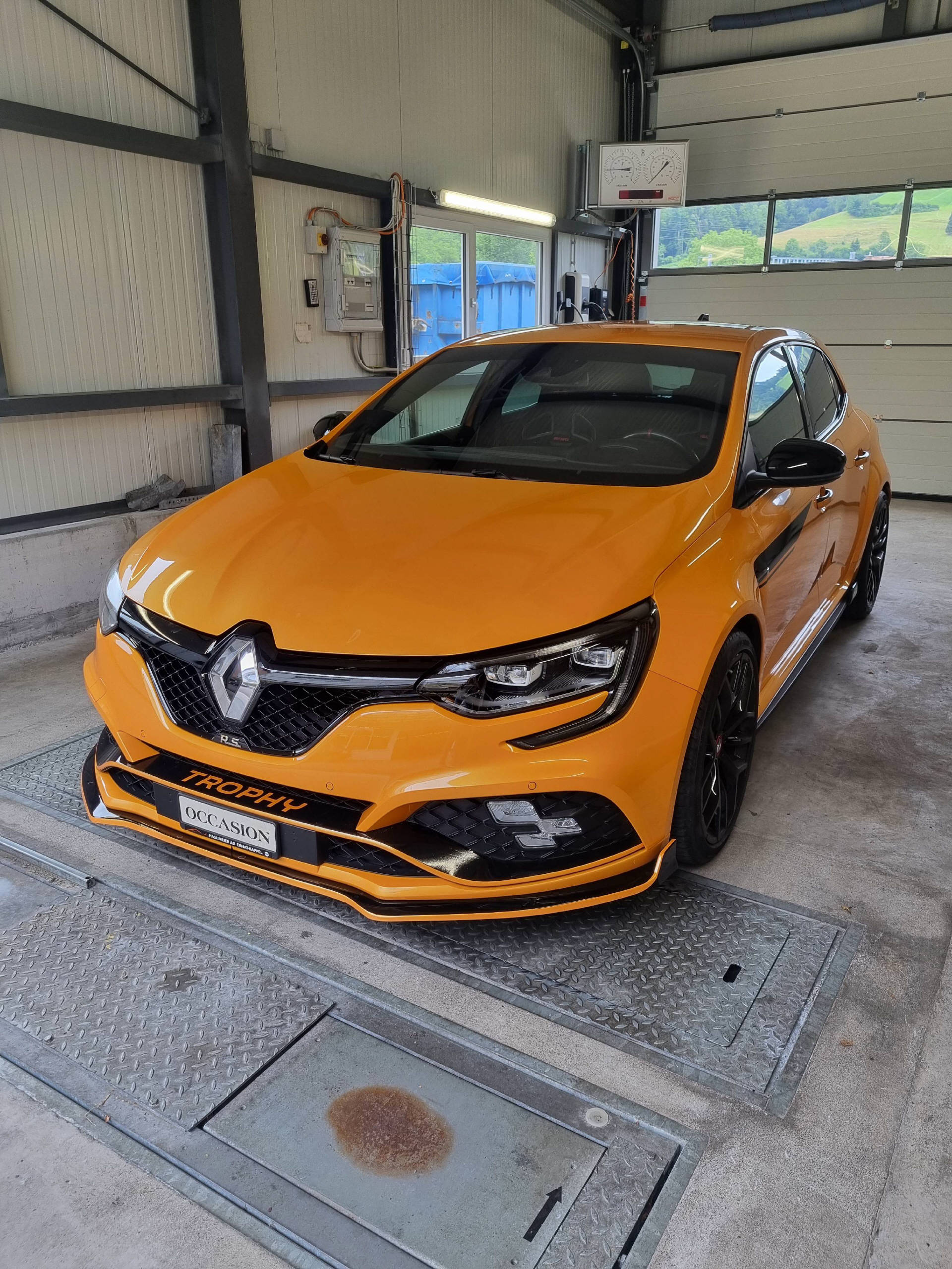 Car photo
