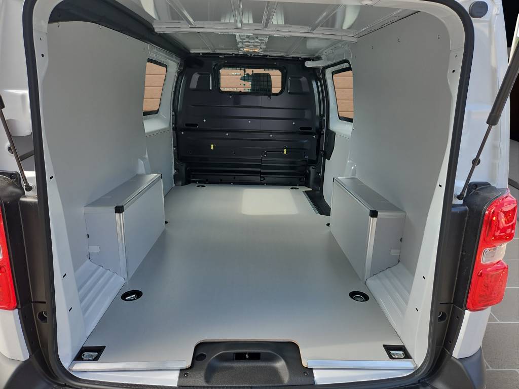 PEUGEOT Expert 75 KWh Long-image-11