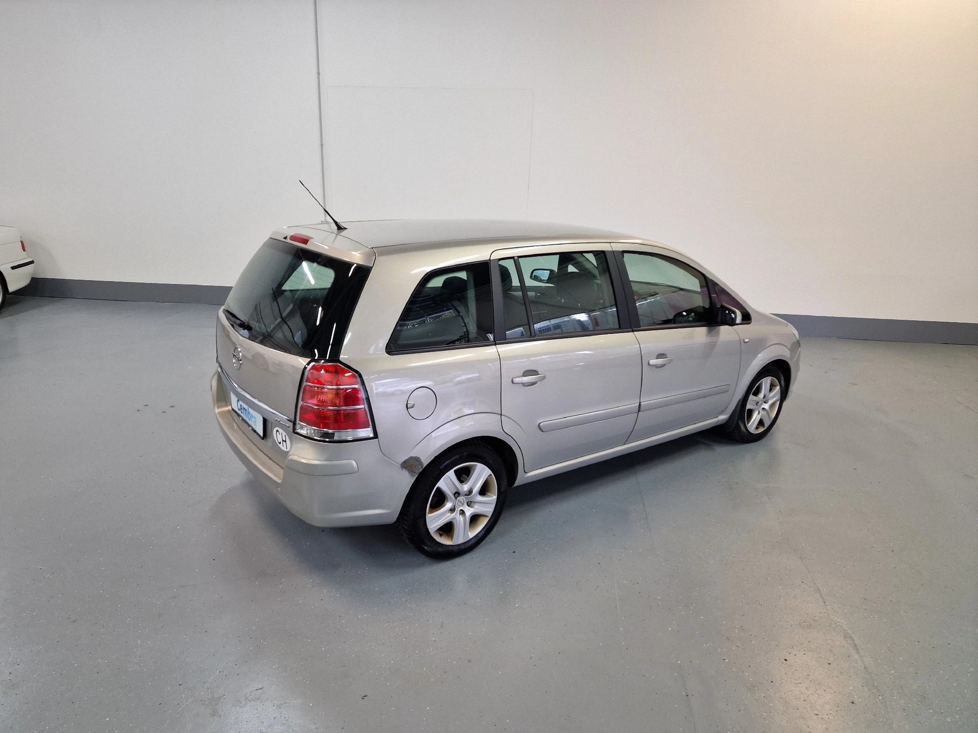 OPEL ZAFIRA B22-image-6