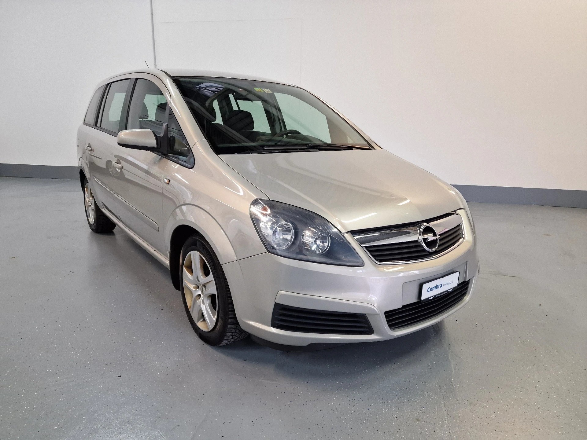 OPEL ZAFIRA B22-image-2