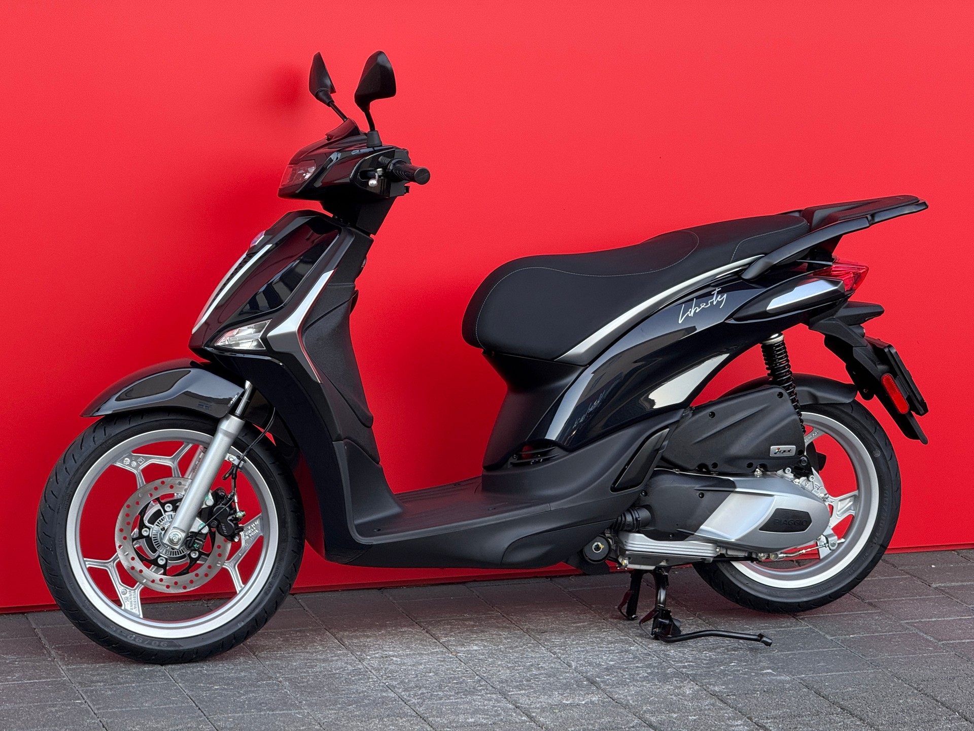 PIAGGIO Liberty 125 E5+-image-6