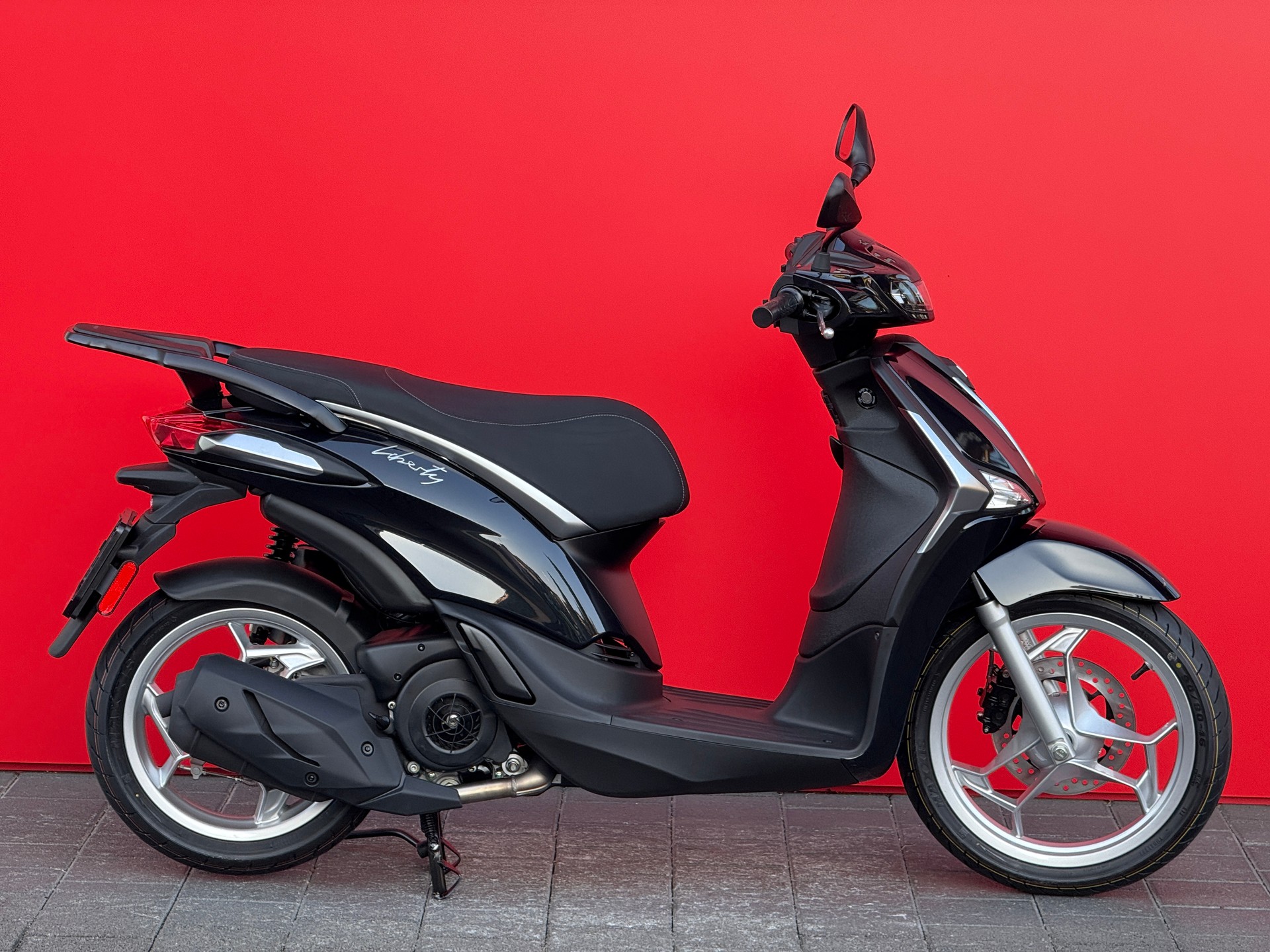PIAGGIO Liberty 125 E5+-image-12