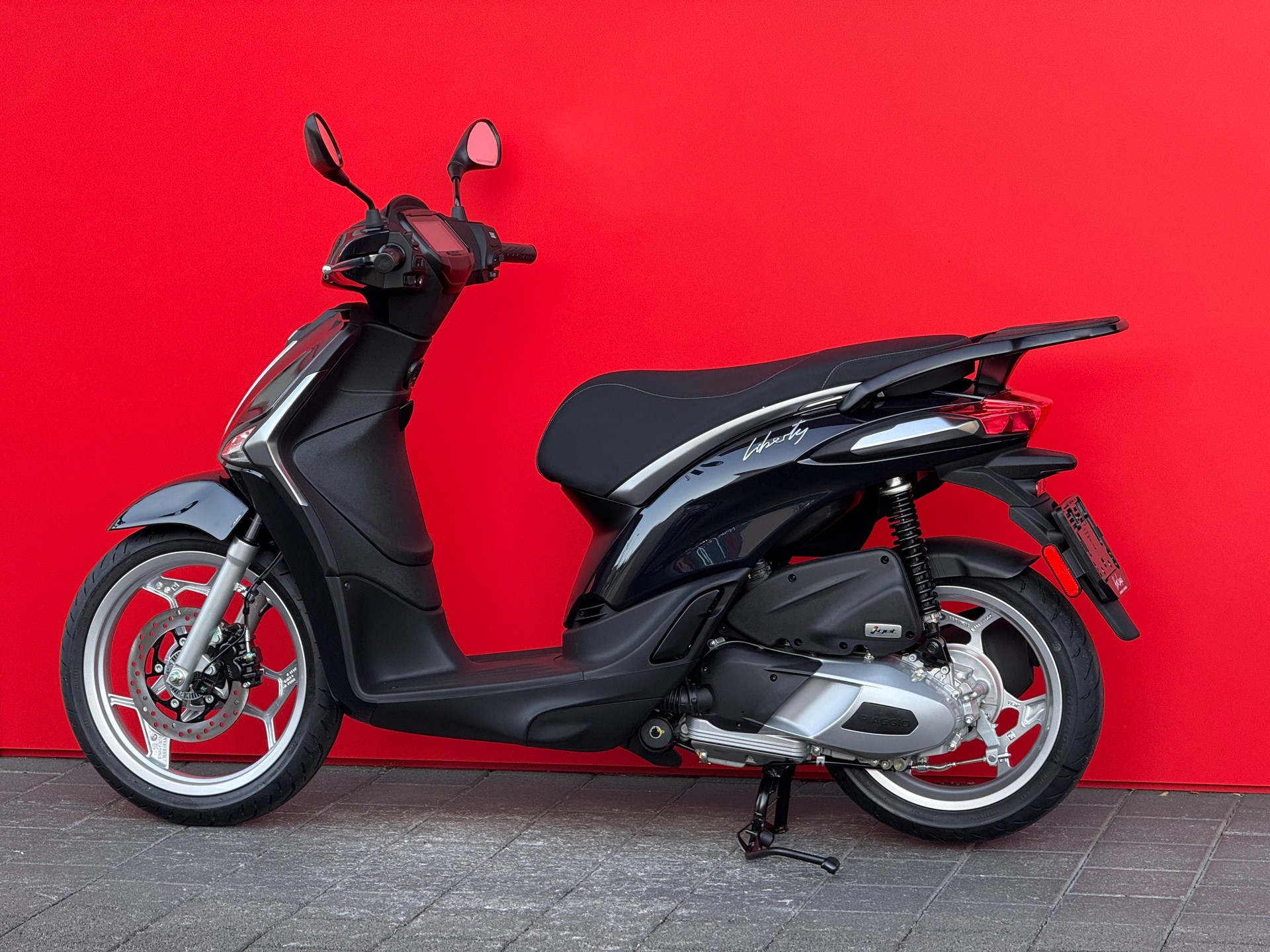 PIAGGIO Liberty 125 E5+-image-7