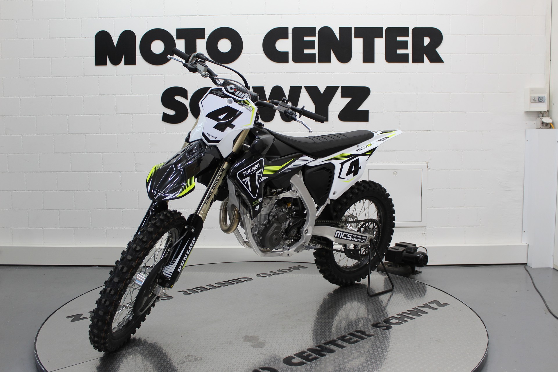 TRIUMPH TF 450 X RC-showroom-element-3