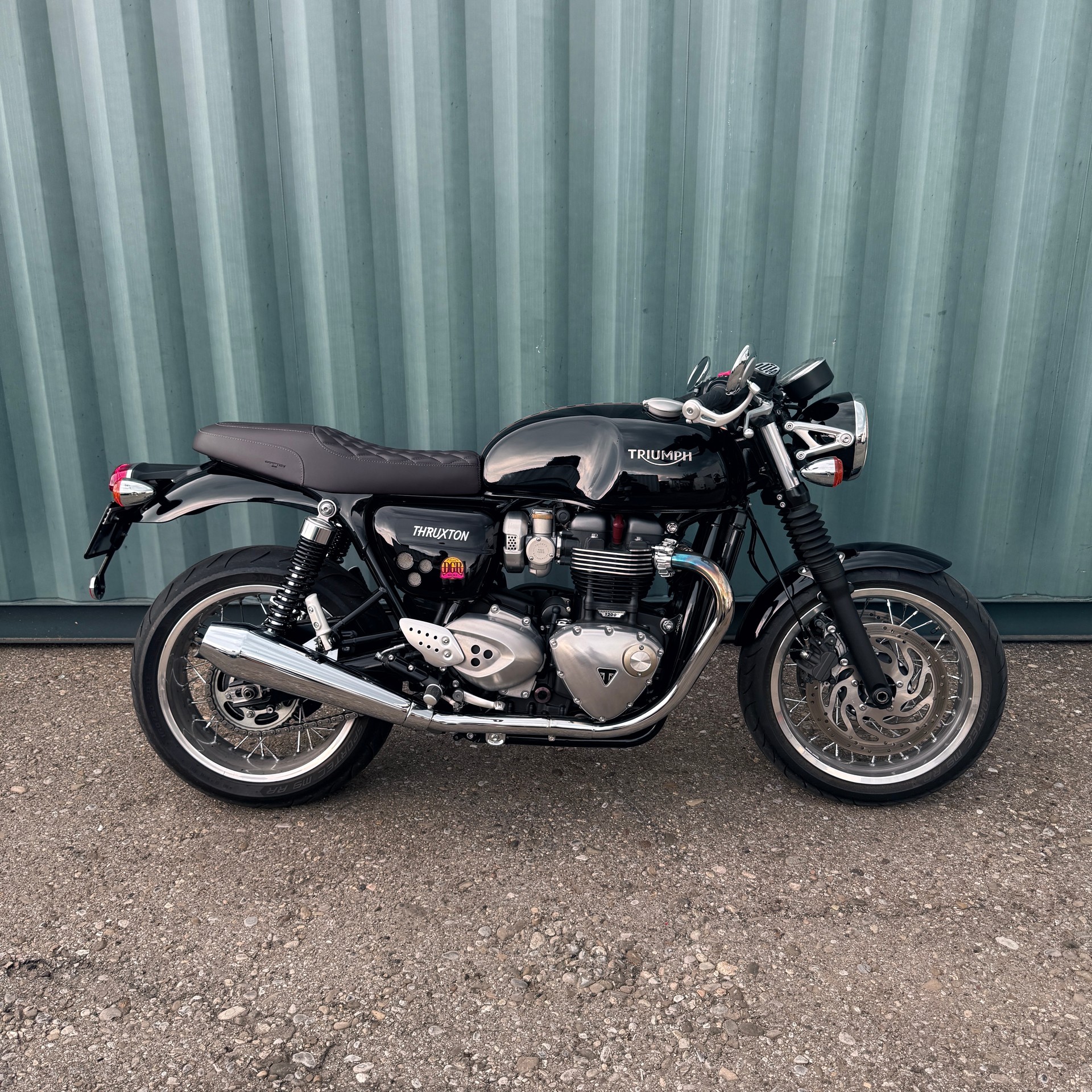 TRIUMPH Thruxton R 1200 i ABS-showroom-element-1