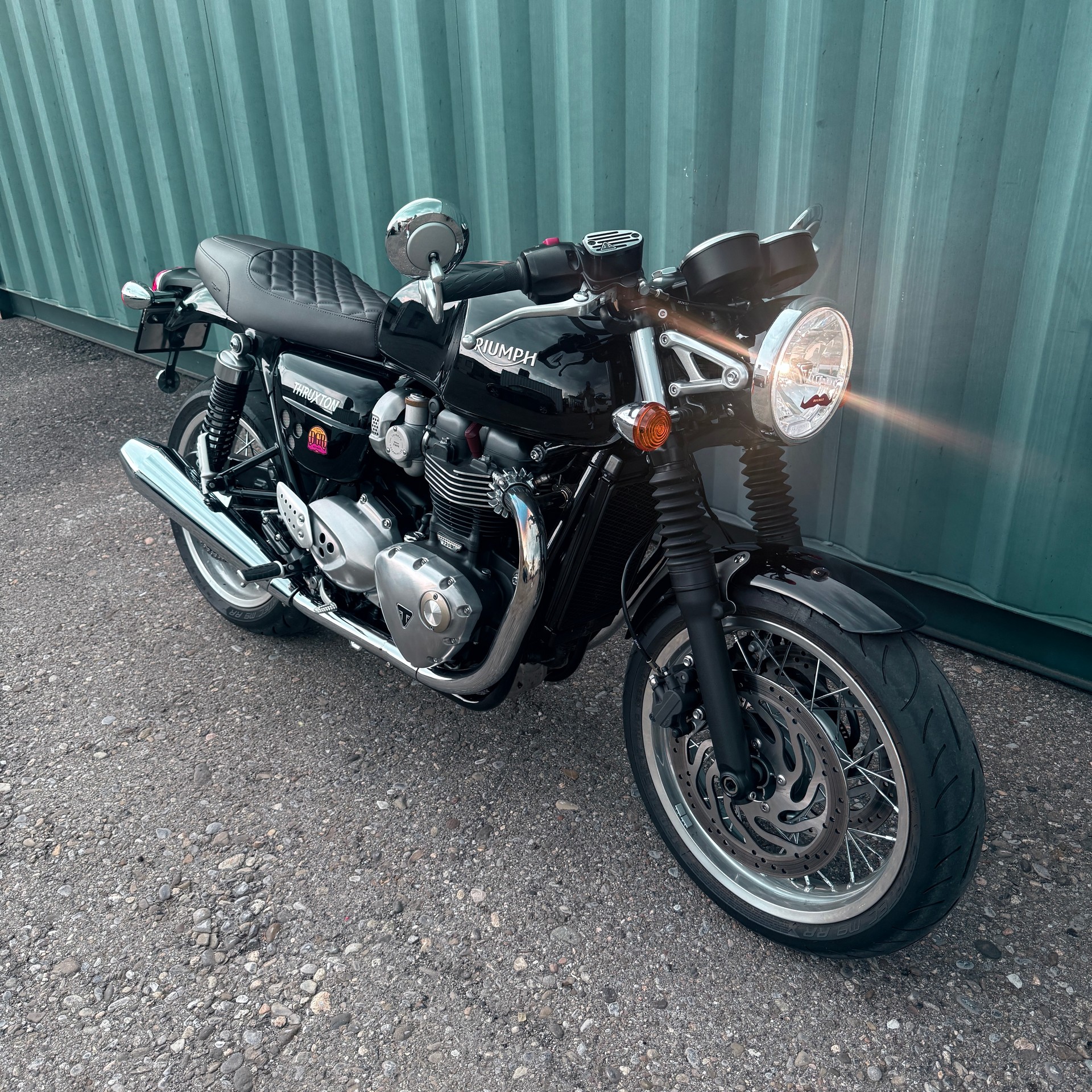 TRIUMPH Thruxton R 1200 i ABS-showroom-element-3